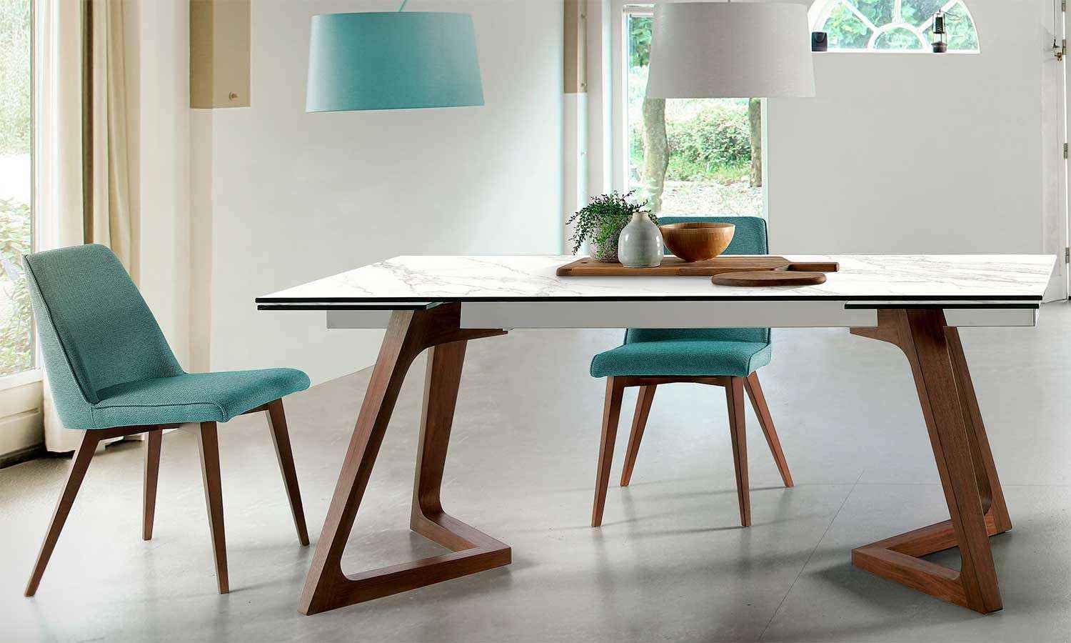 Demarques presenta las tendencias para comprar mesas de comedor