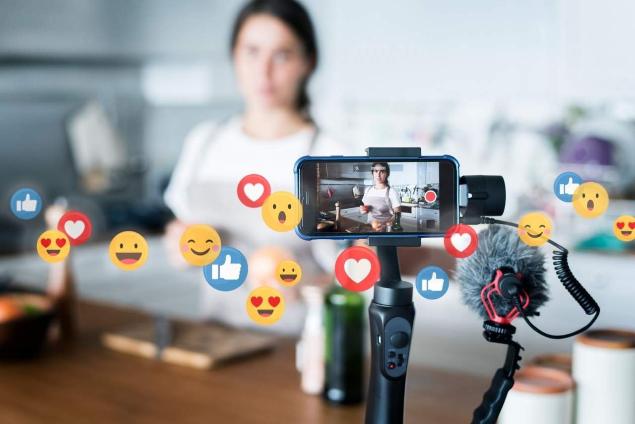 Creación de contenido audiovisual para redes sociales por ABCesar Group