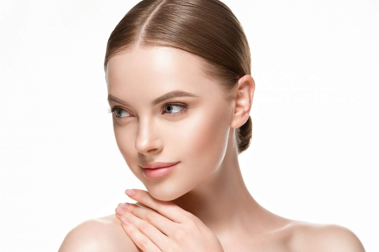 ¿Cómo tener una piel de porcelana? La crema que está arrasando en España para mujer