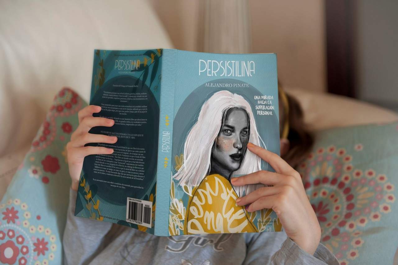 Persistilina de Andrés Alejandro Pinate, libro que ha puesto de moda la perseverancia