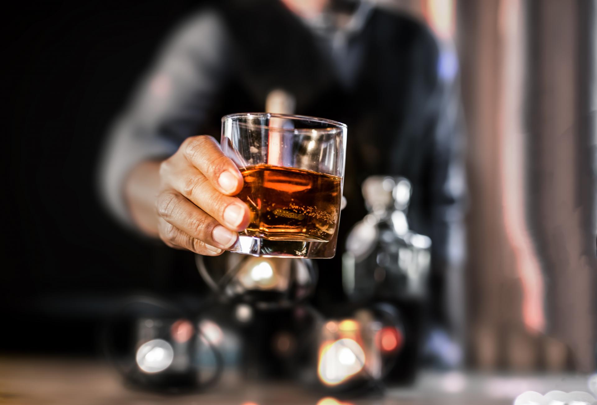 Tú pones el vaso: ¿En qué consiste el ron sin alcohol?
