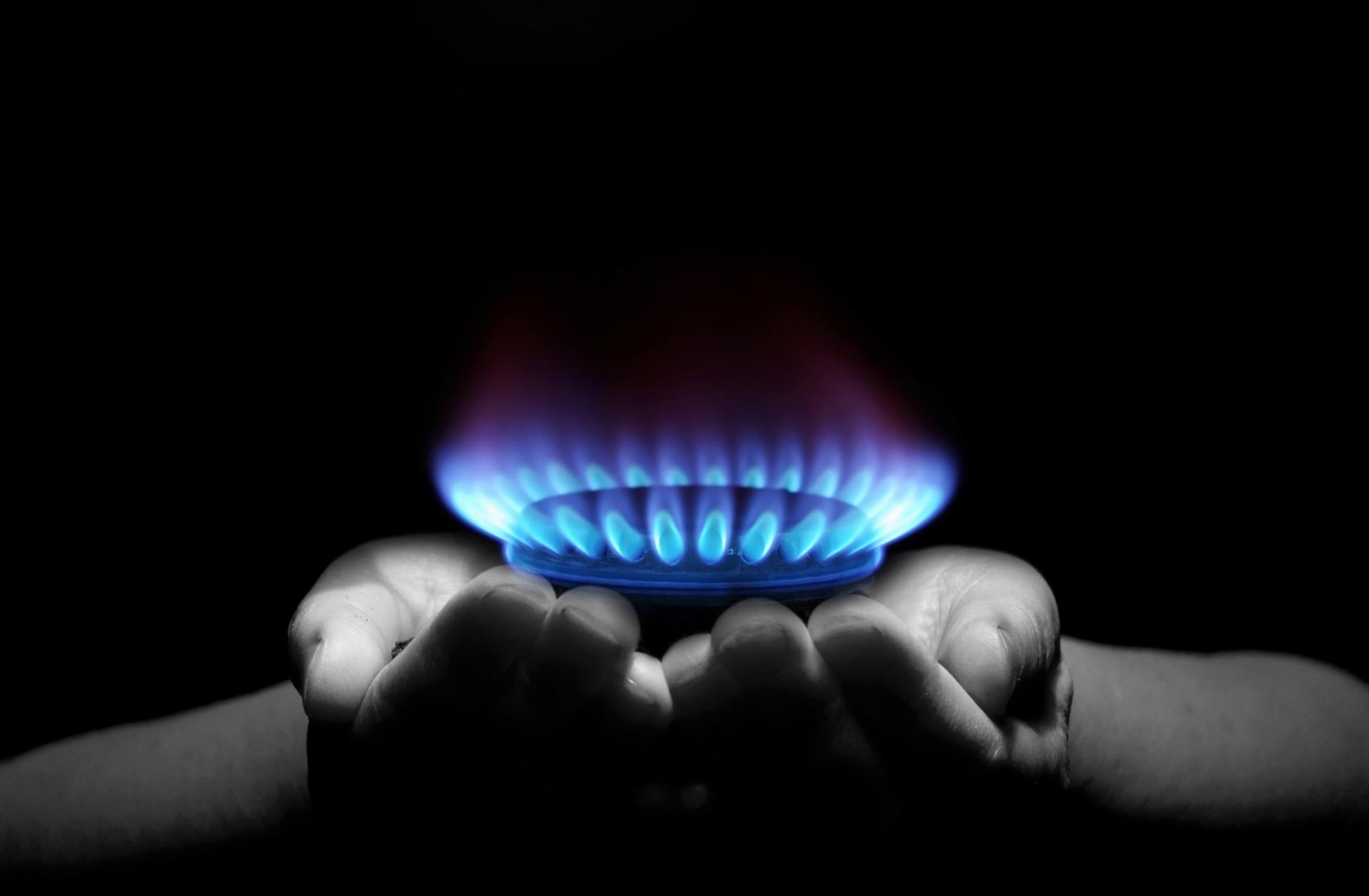 ¿Cuánto pagas de luz y gas? Asesoramiento de Ahorro Direct para entender las nuevas tarifas