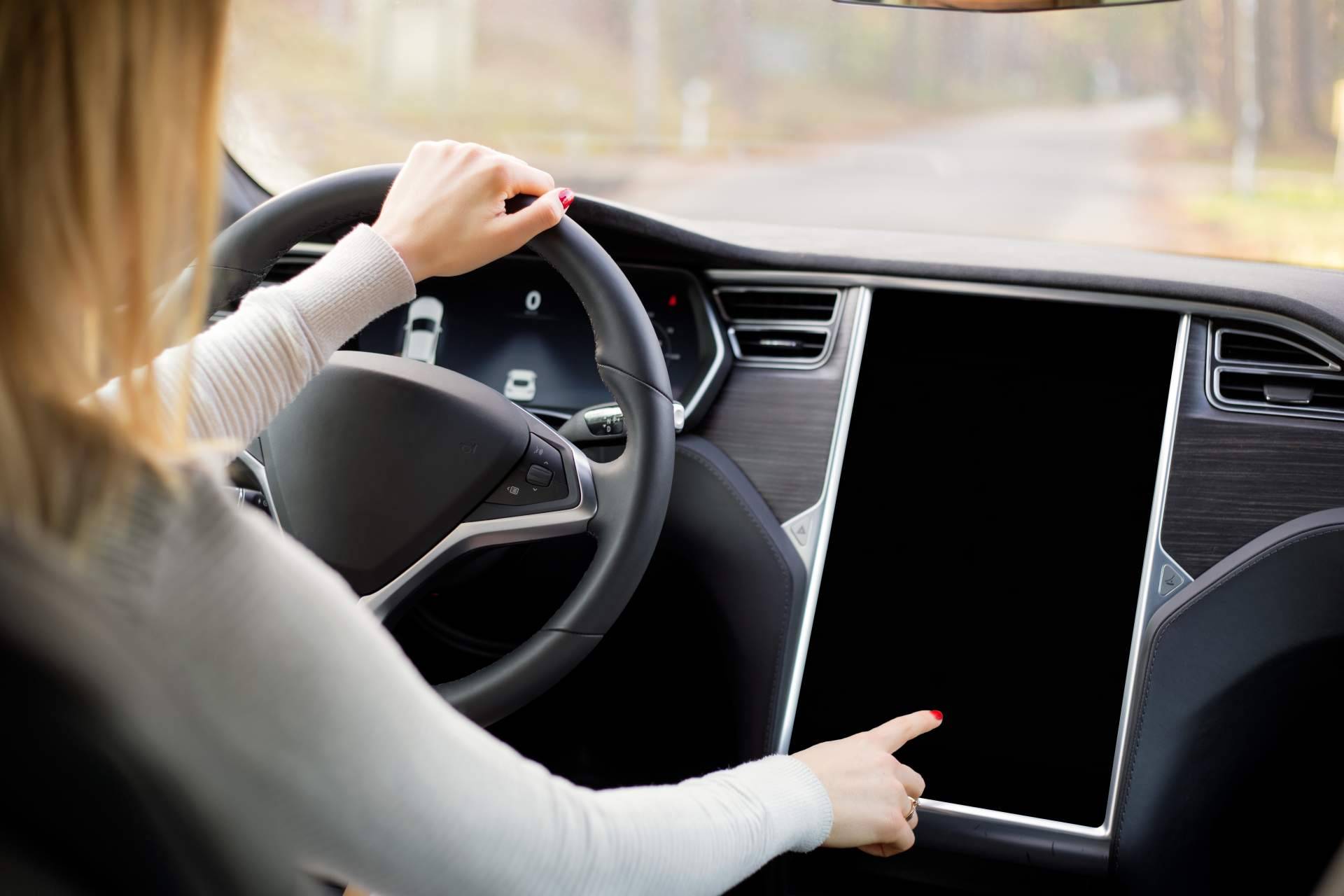 Alquilar un vehículo Tesla en Future Drive