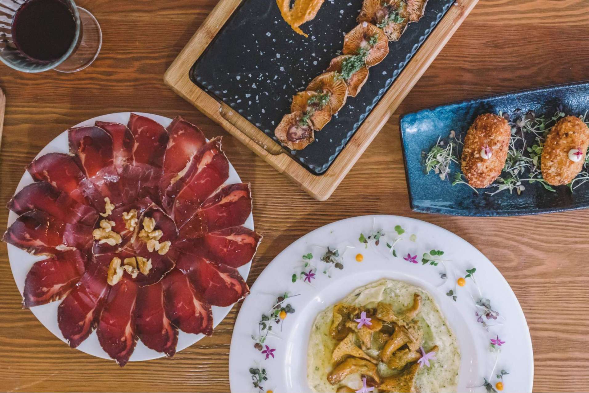 Vic Brasería especialista en cocina catalana de tradición