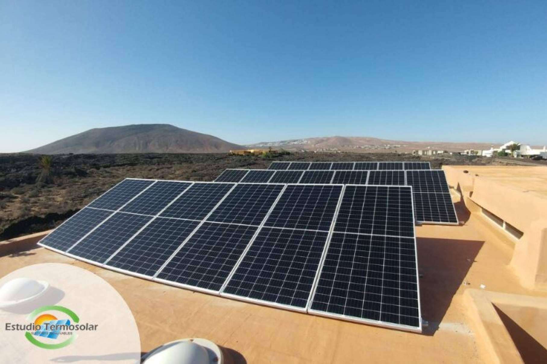 La empresa canaria Estudio Termosolar, especializada en energía fotovoltaica, apuesta por reducir la huella de carbono e incentivar el ahorro