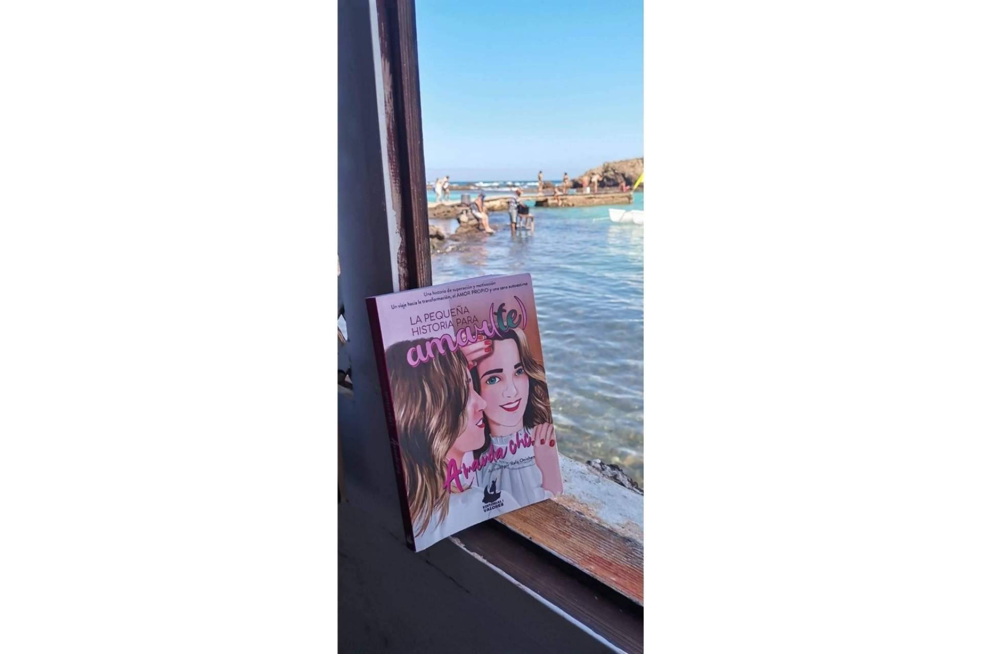 El libro de la influencer Amanda Chic sobre el amor propio, la autoestima y el empoderamiento