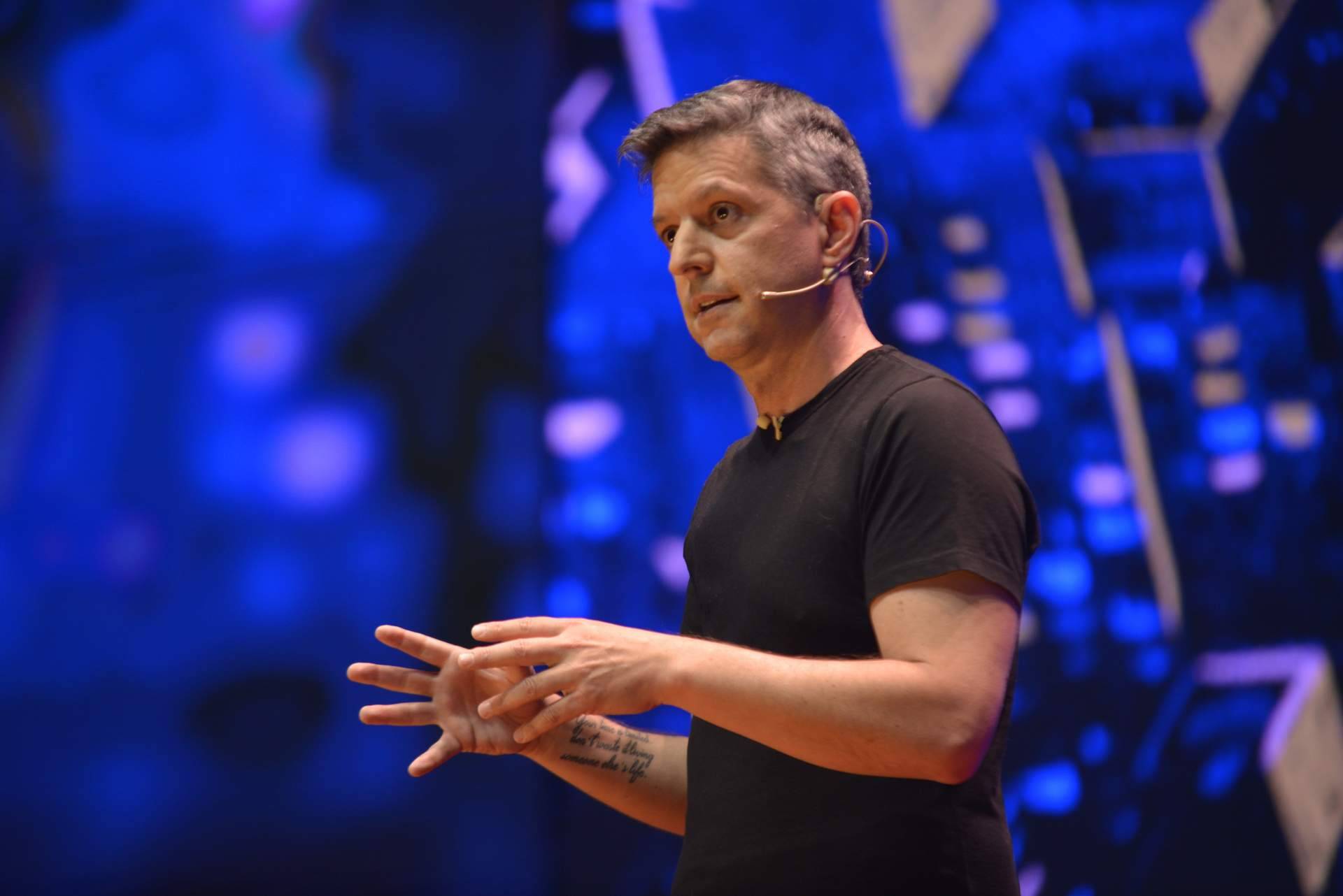 El poder del interés compuesto no está en finanzas sino en aprendizaje, networking y construcción del futuro: Leo Piccioli