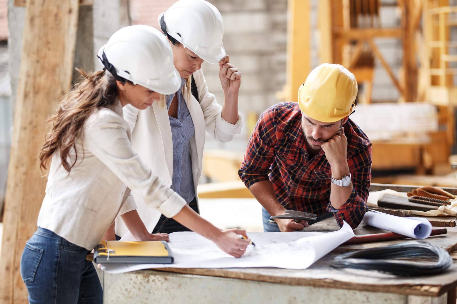 Servicios especializados de perito arquitecto, por Gestland-Grup