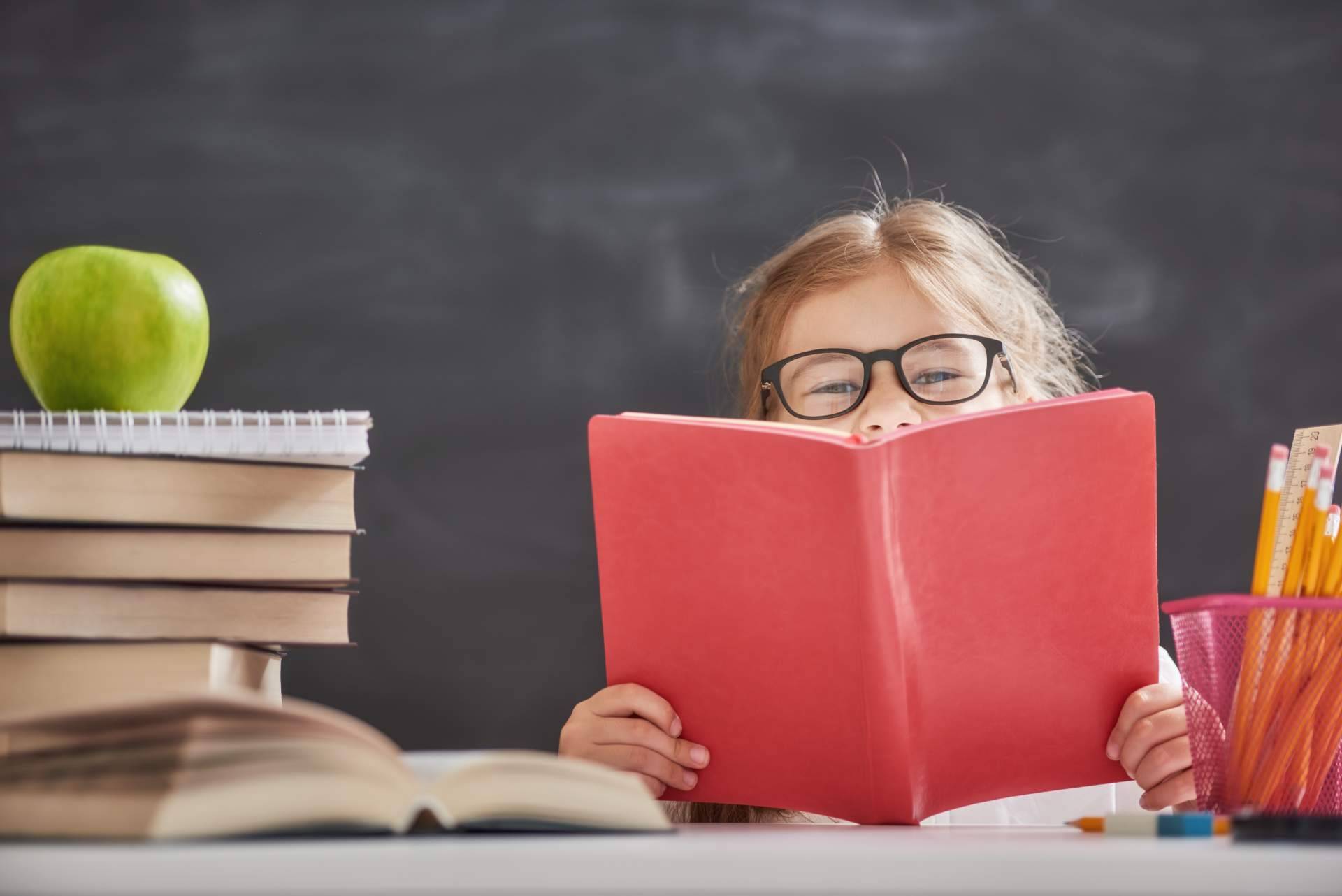 Área 44 Servicios Educativos: los beneficios de la escuela de familia online