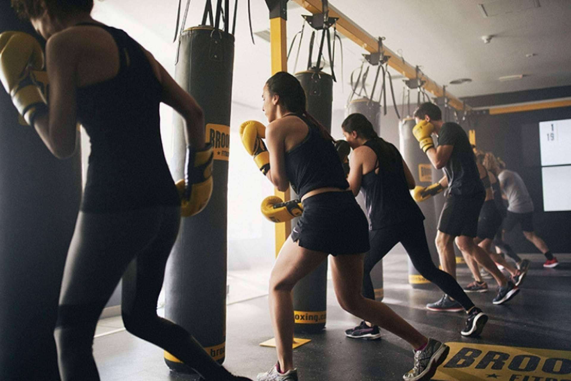 El nuevo deporte de moda en Perchel: ¿En qué consiste el fitboxing?