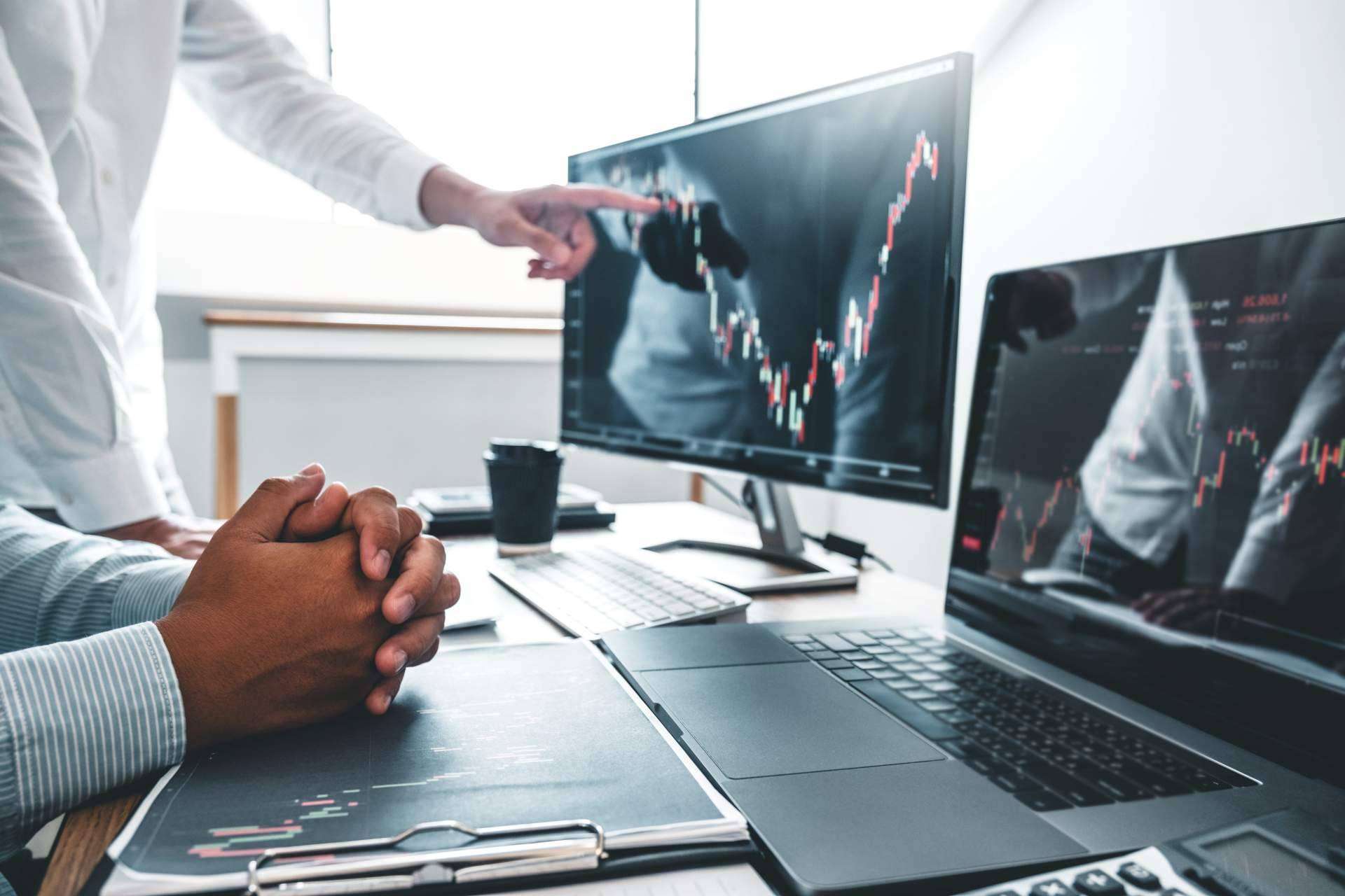 Las diferencias entre inversiones a largo plazo e inversiones a corto plazo, por Ei2Value
