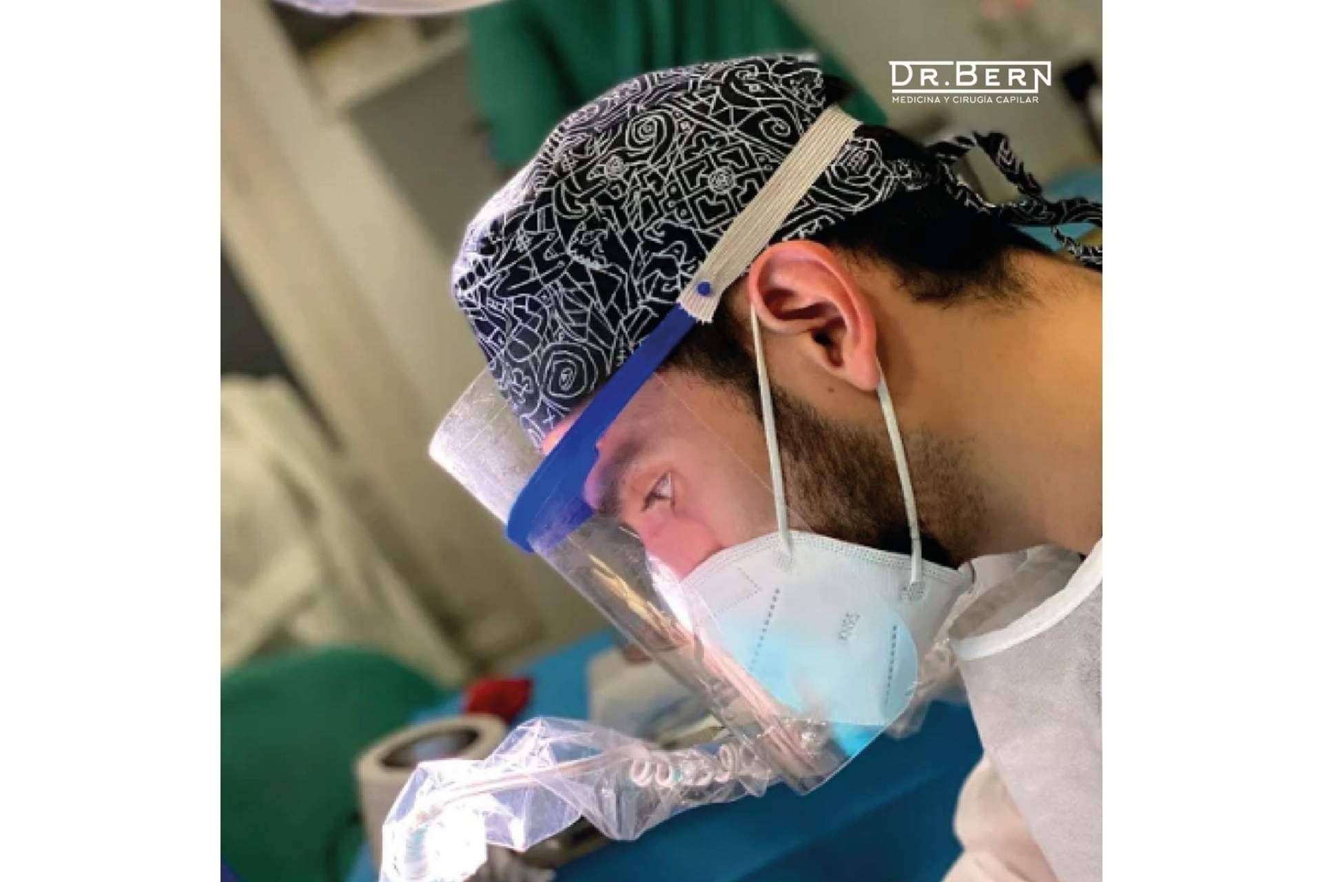 La alimentación y los macronutrientes para el cuidado capilar con el Doctor Bern
