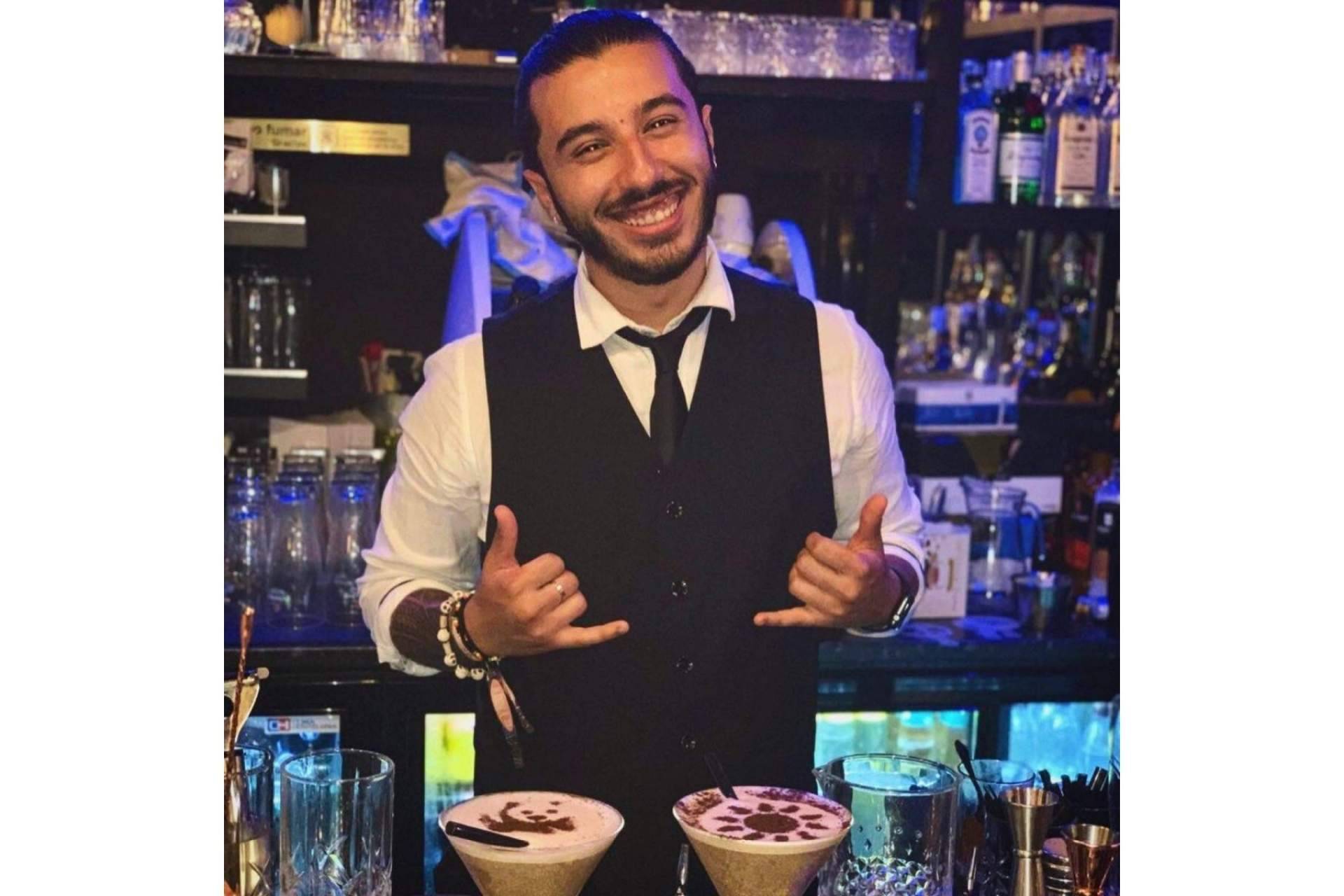Sofiane Bendjellal, el creador de contenido creativo en Instagram que ha conseguido conectar con millones de seguidores