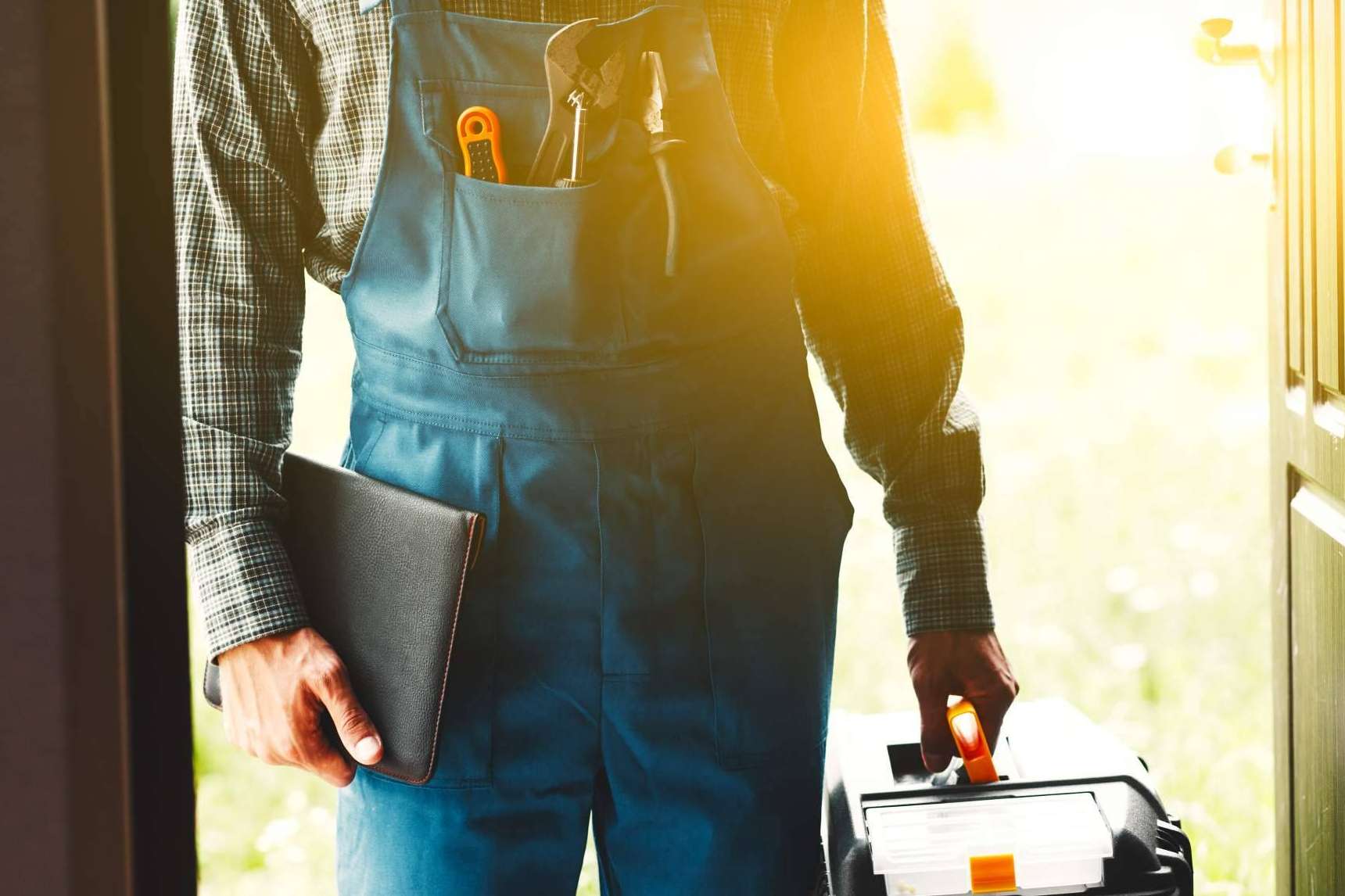 Grupo Savesa ofrece todos los días de la semana un servicio de reparaciones urgentes en Gandía y alrededores (Valencia)
