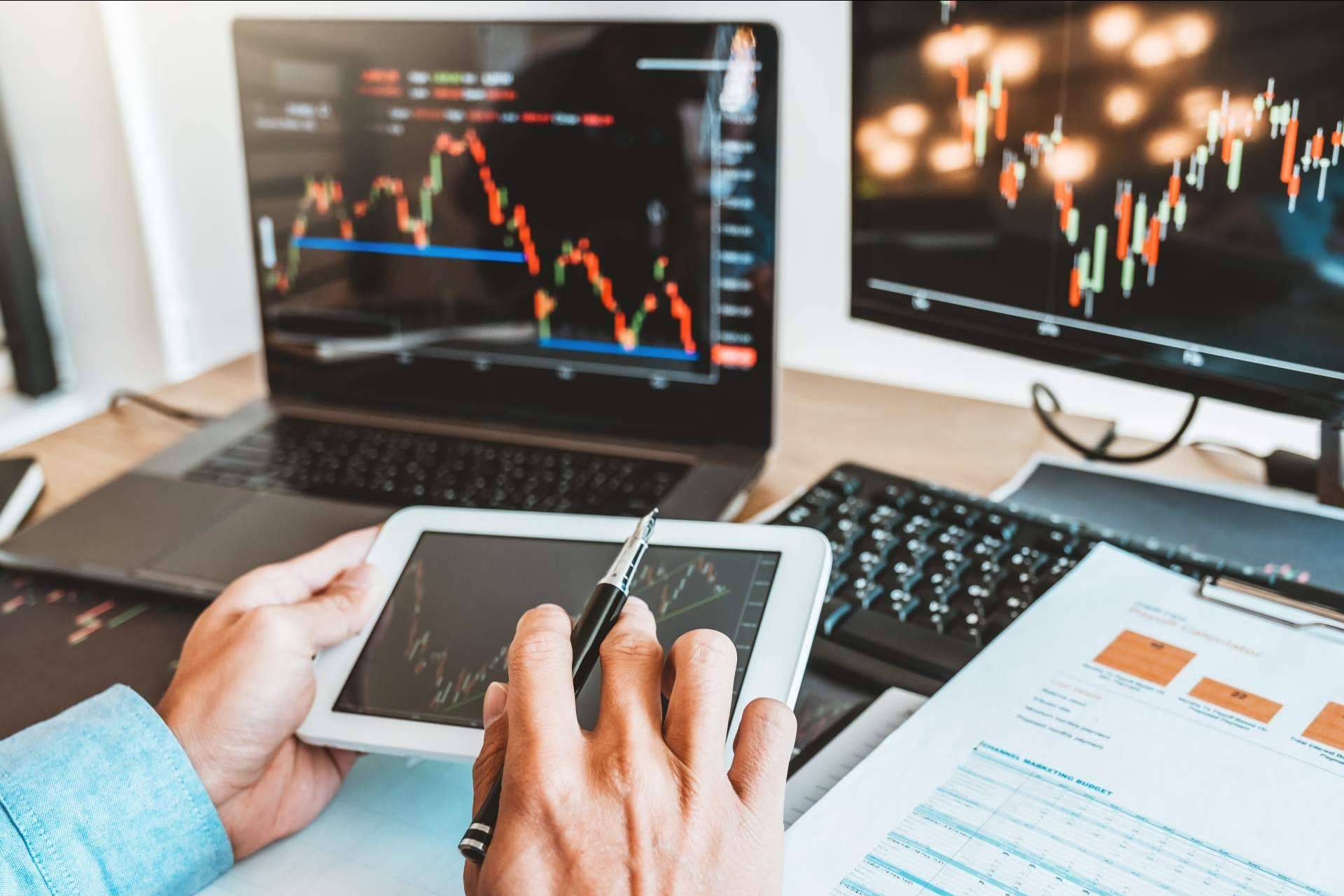 Aprender trading moderno con herramientas avanzadas y cuentas capitalizadas por un tercero con la ayuda de Delta Value
