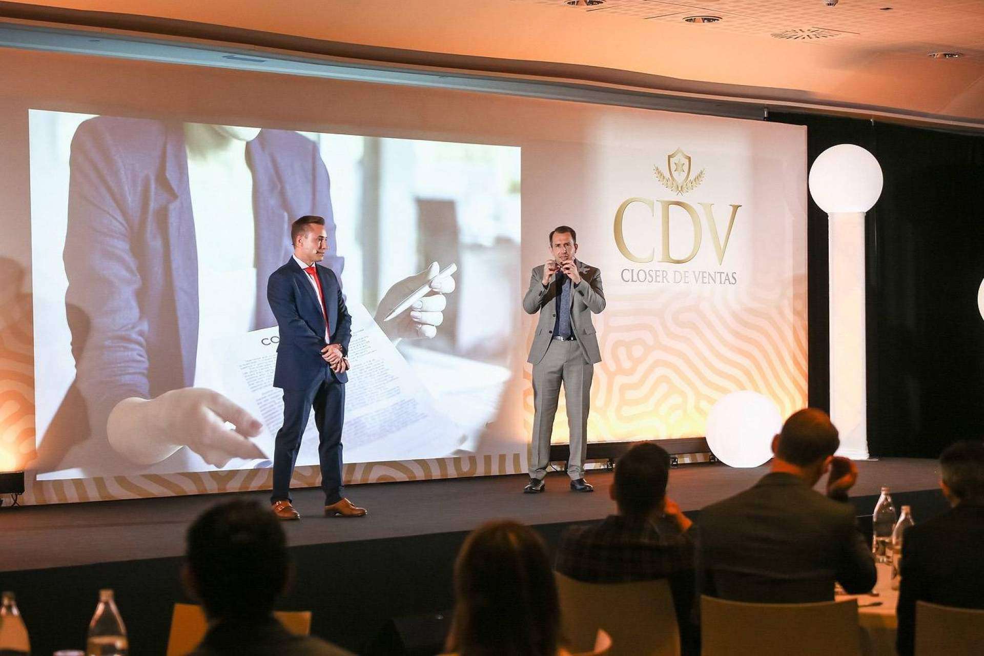 La importancia de contratar a un closer de ventas como Alfonso y Christian