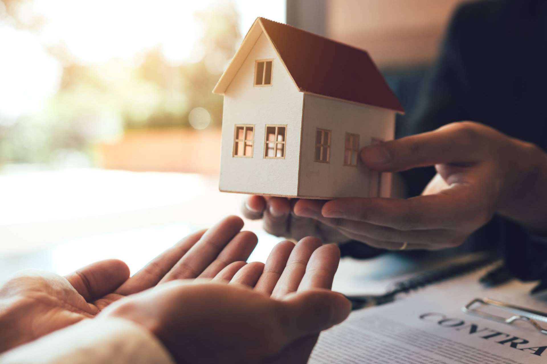 Elba Invest Inmobiliaria: los beneficios de vender la propiedad con una inmobiliaria