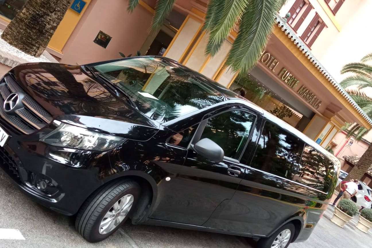 Taxi Málaga Aeropuerto Charly Transfer 24 horas defiende que los taxistas se constituyen como uno de los pilares de cualquier ciudad