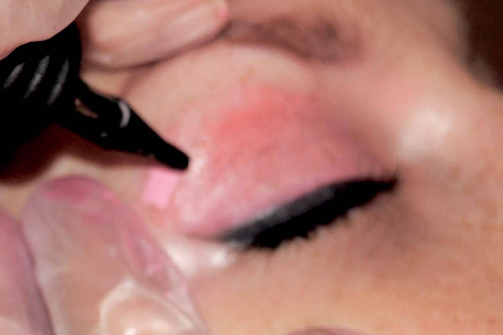 El maquillaje permanente de la artista Luza Ríos se posiciona entre las mejores opciones para lucir bien las 24 horas del día
