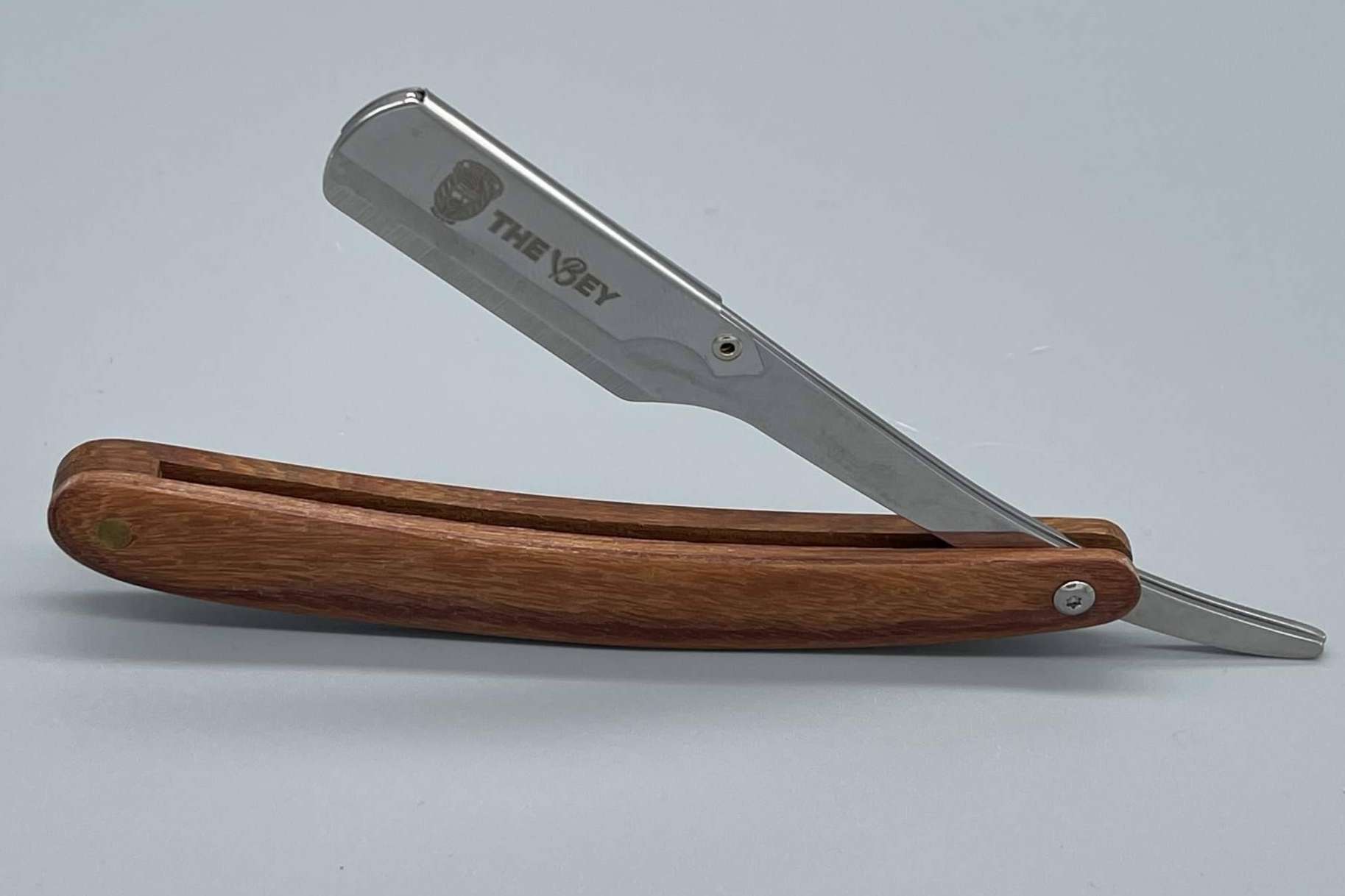 The Bey: extenso catálogo de productos para hacer un buen cuidado de la barba y el cabello
