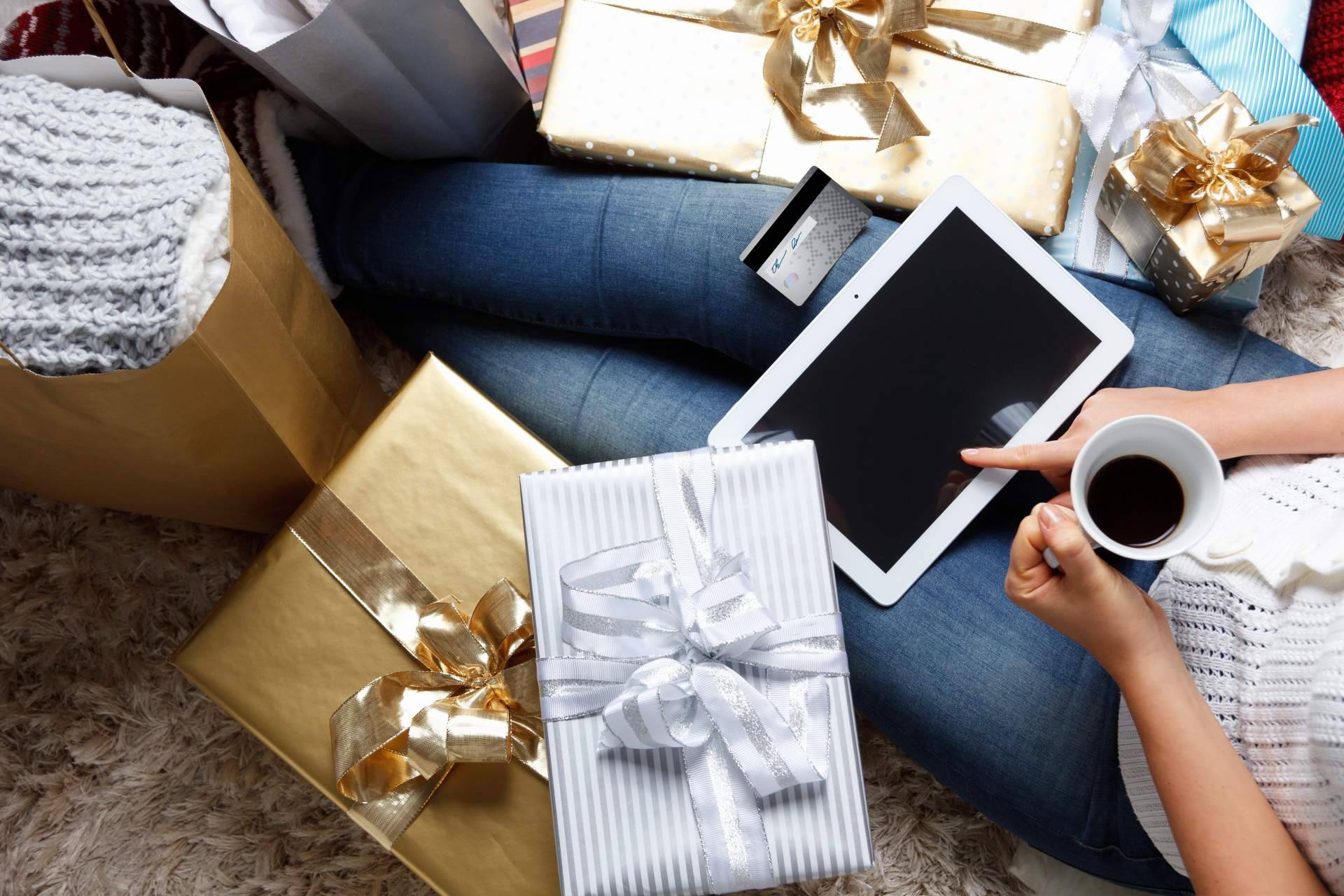 Cupones y descuentos en productos para madres e hijos durante el Black Friday y campaña de Navidad en la página web Mamyka