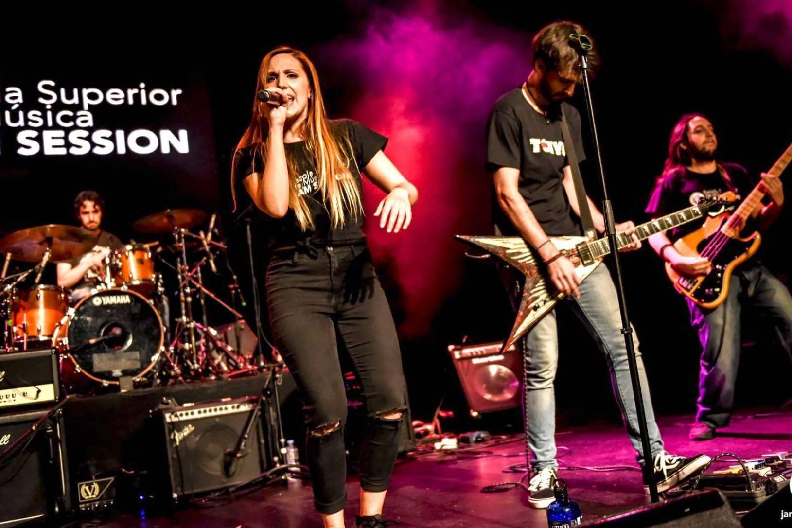 Formarse en el ámbito del rock, músicas urbanas y tendencias con el Grado Universitario de Interpretación