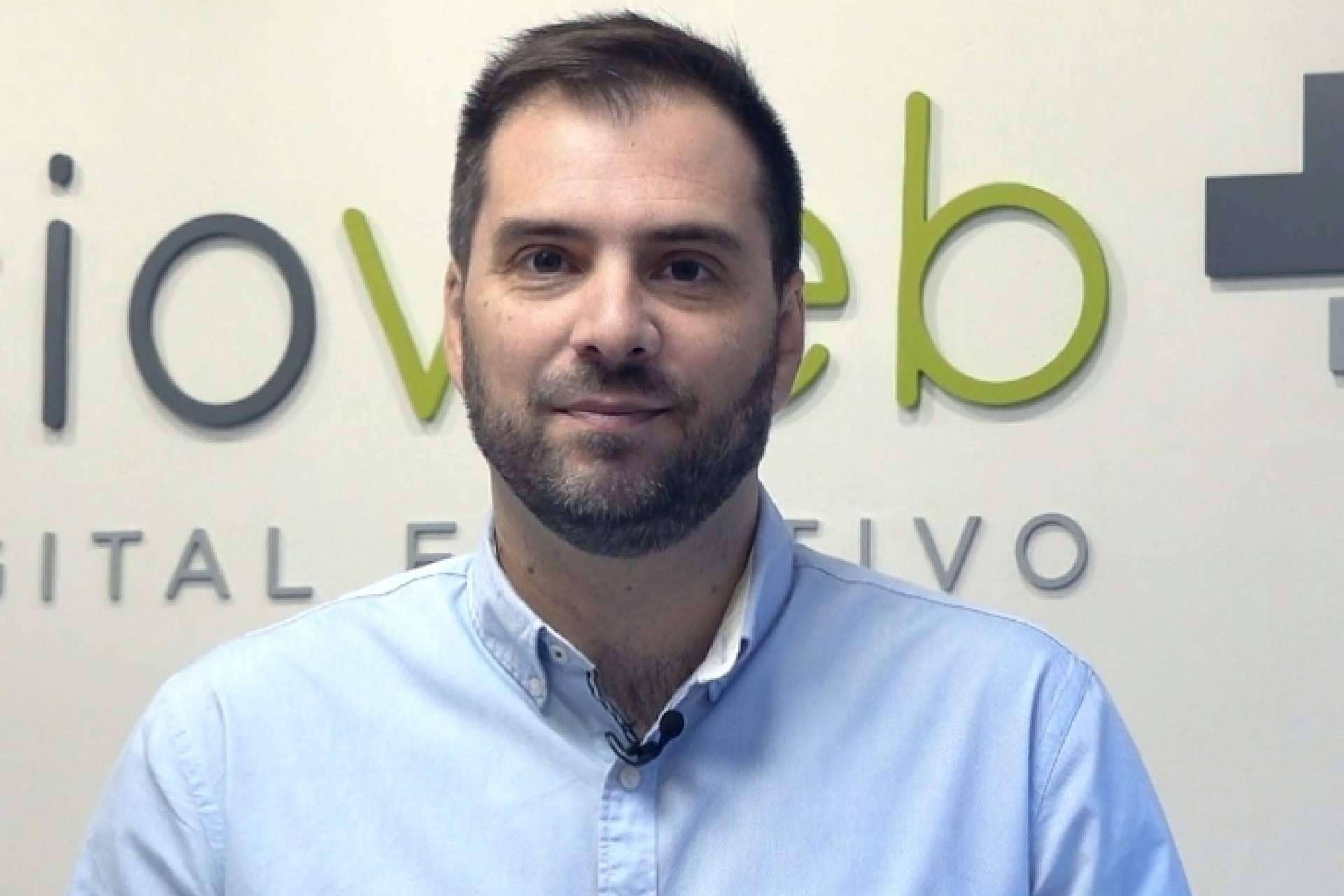 Impulsar el crecimiento de una compañía en internet a través de los infoproductos y la asesoría del experto en marketing digital Francisco Rubio