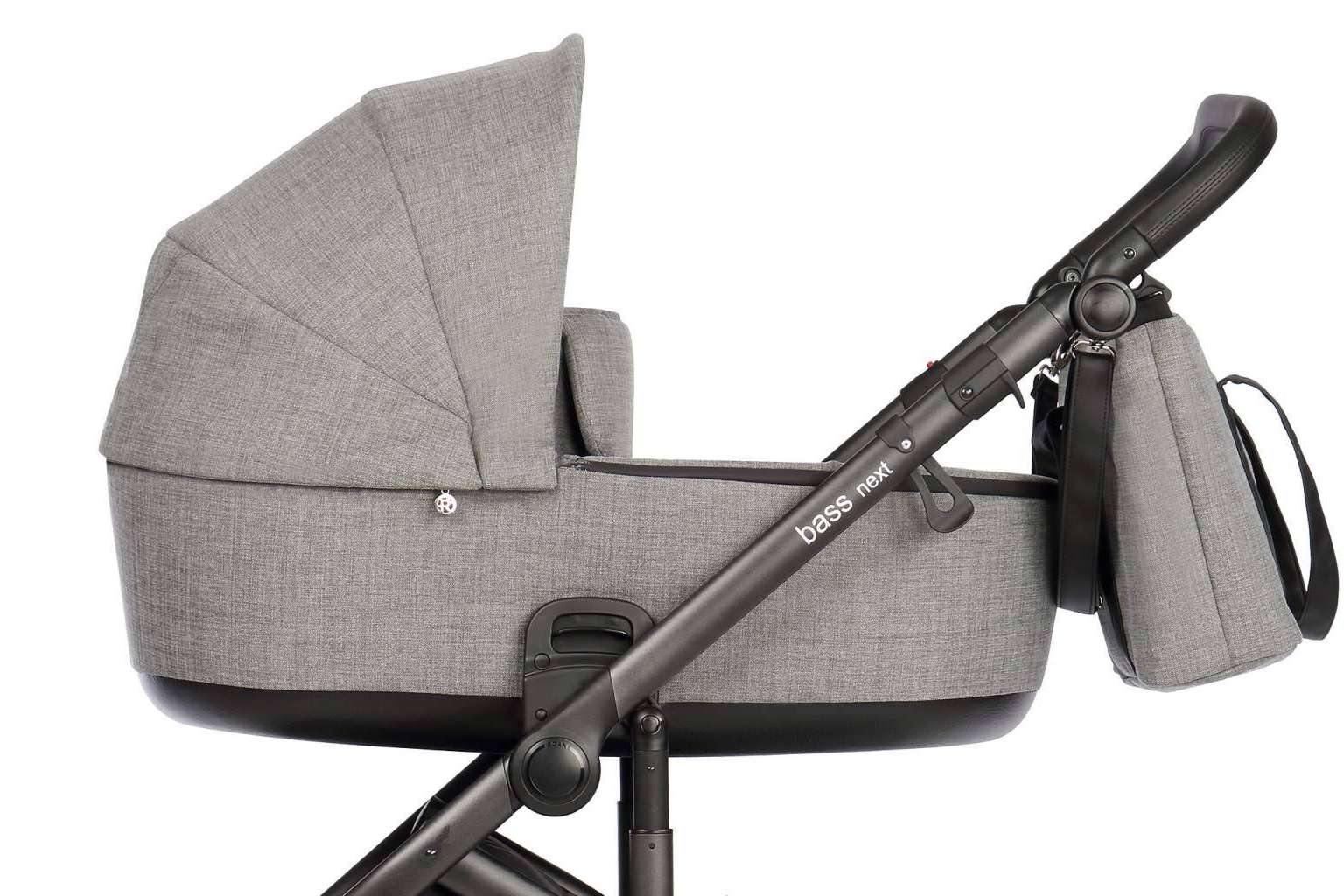 ROAN, disponible en Rosa Roca, es una de las marcas líderes en carros de bebe en Europa