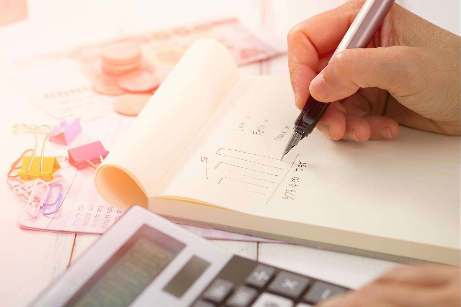 ¿A qué hace referencia el índice de salud financiera y por qué es importante calcularlo?