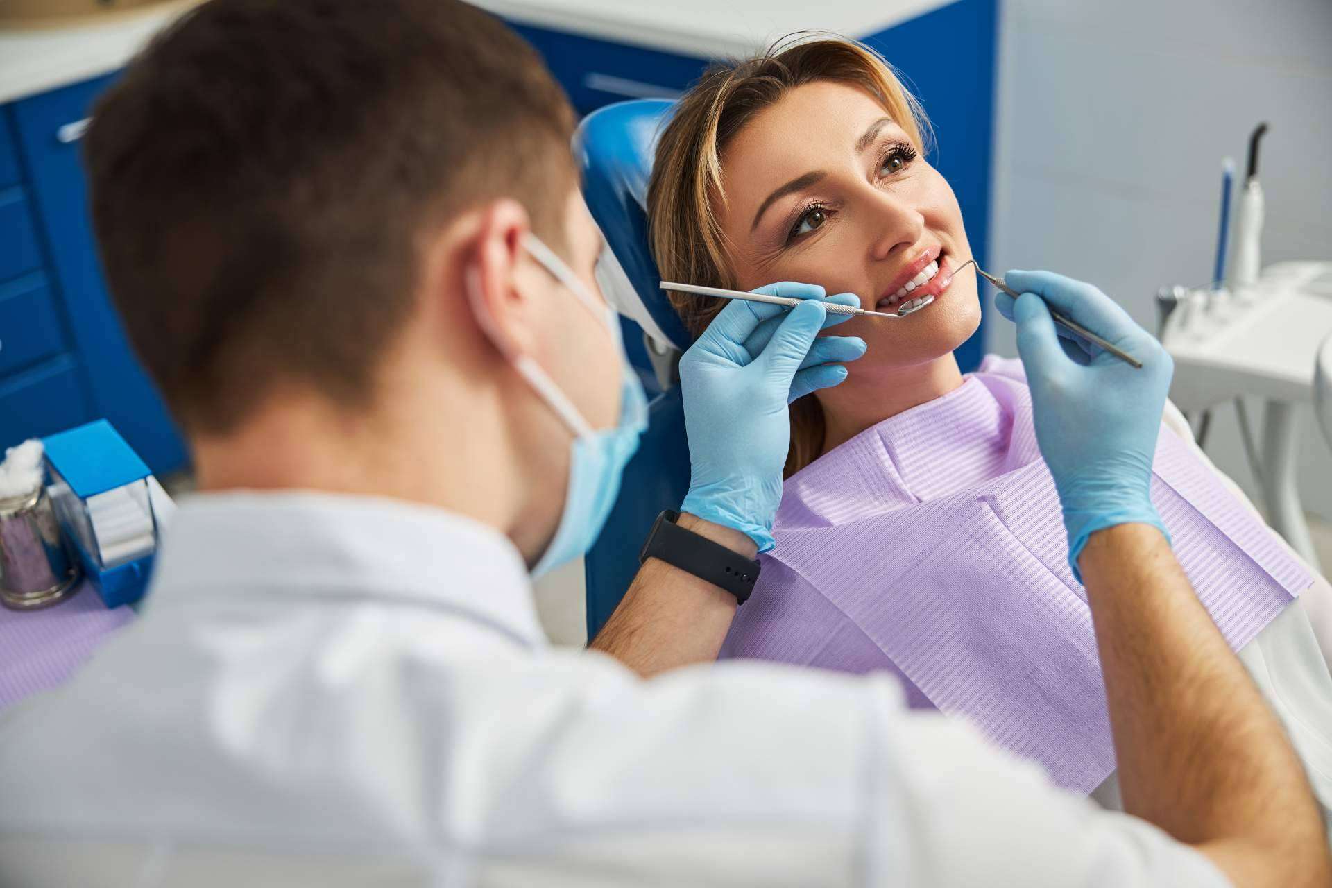 La importancia de mantener una boca sana con el equipo de profesionales de odontología en Collblanc, Qualident