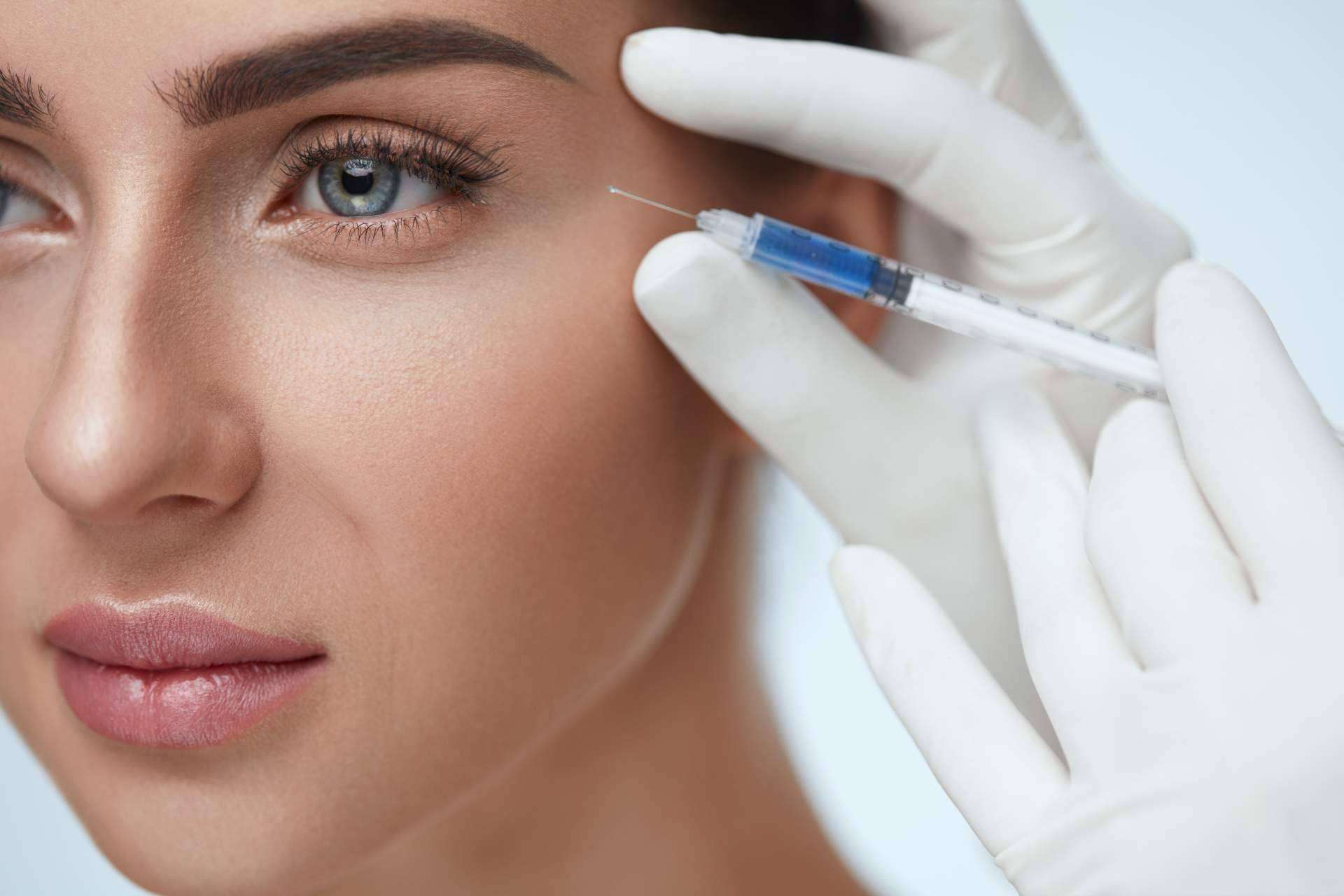 Tratamientos con ácido hialurónico y toxina botulínica de medicina estética de DeCastro
