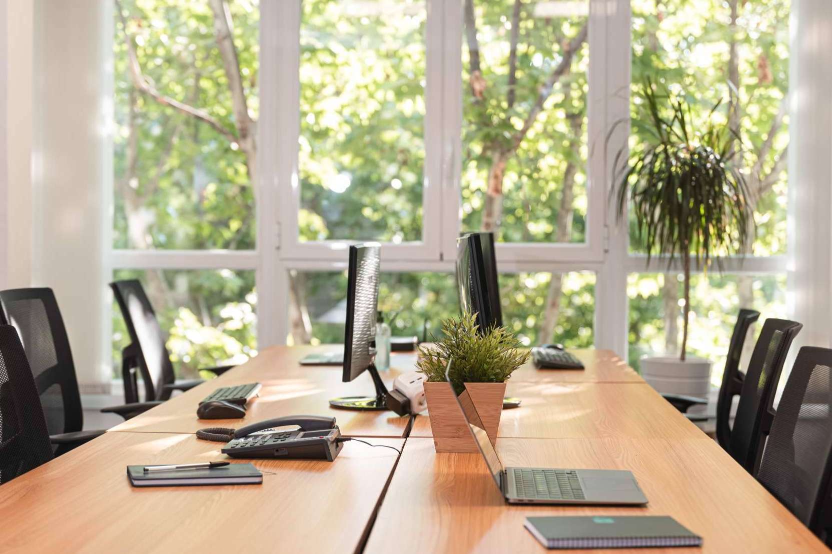 Salas de reuniones equipadas en Madrid, con OXYGEN Workspace