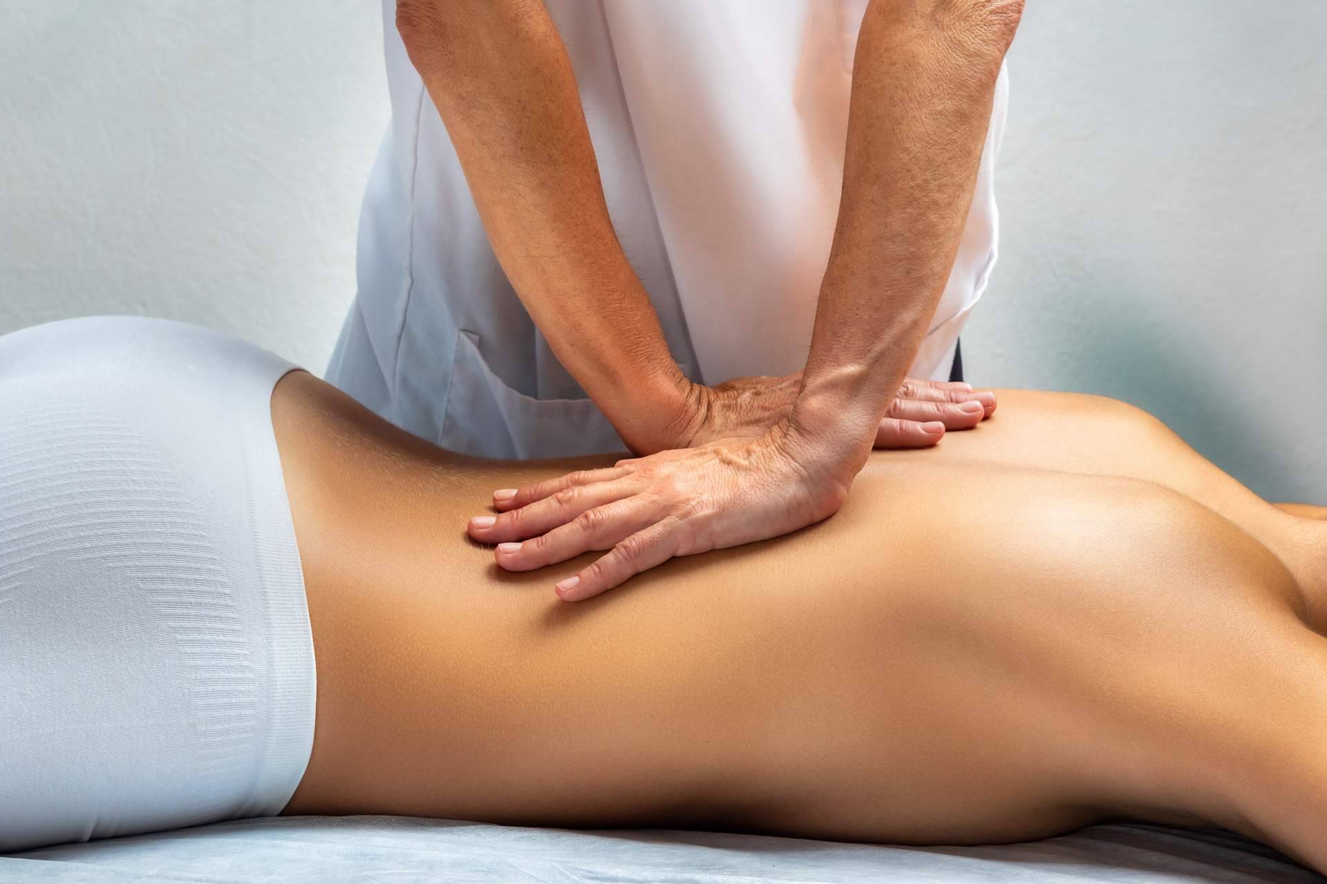 FisioClinics, ¿cómo ayuda la osteopatía?