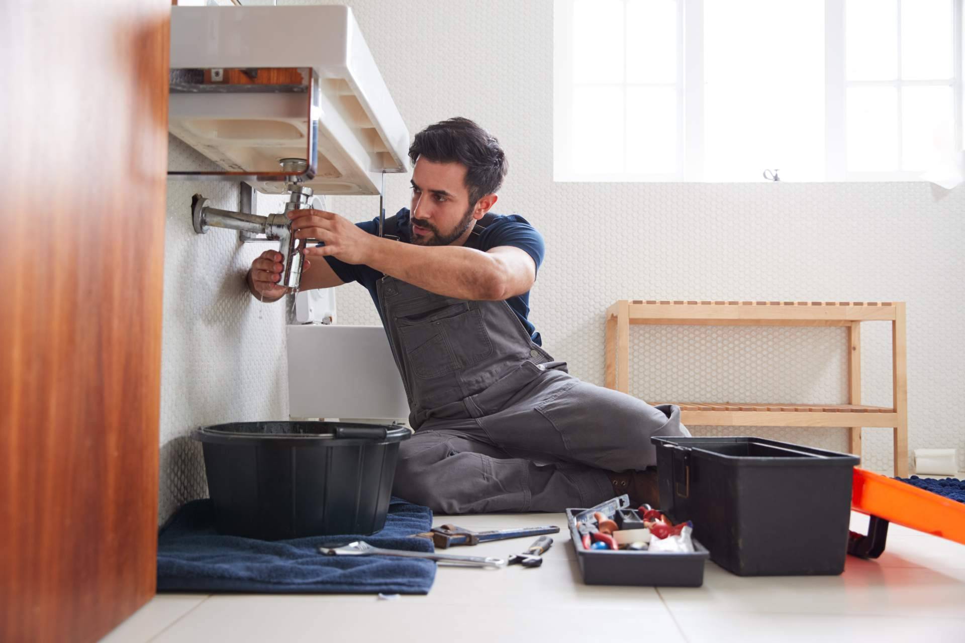 Asturias Averías ofrece servicios de fontanería en Oviedo, Gijón y Avilés