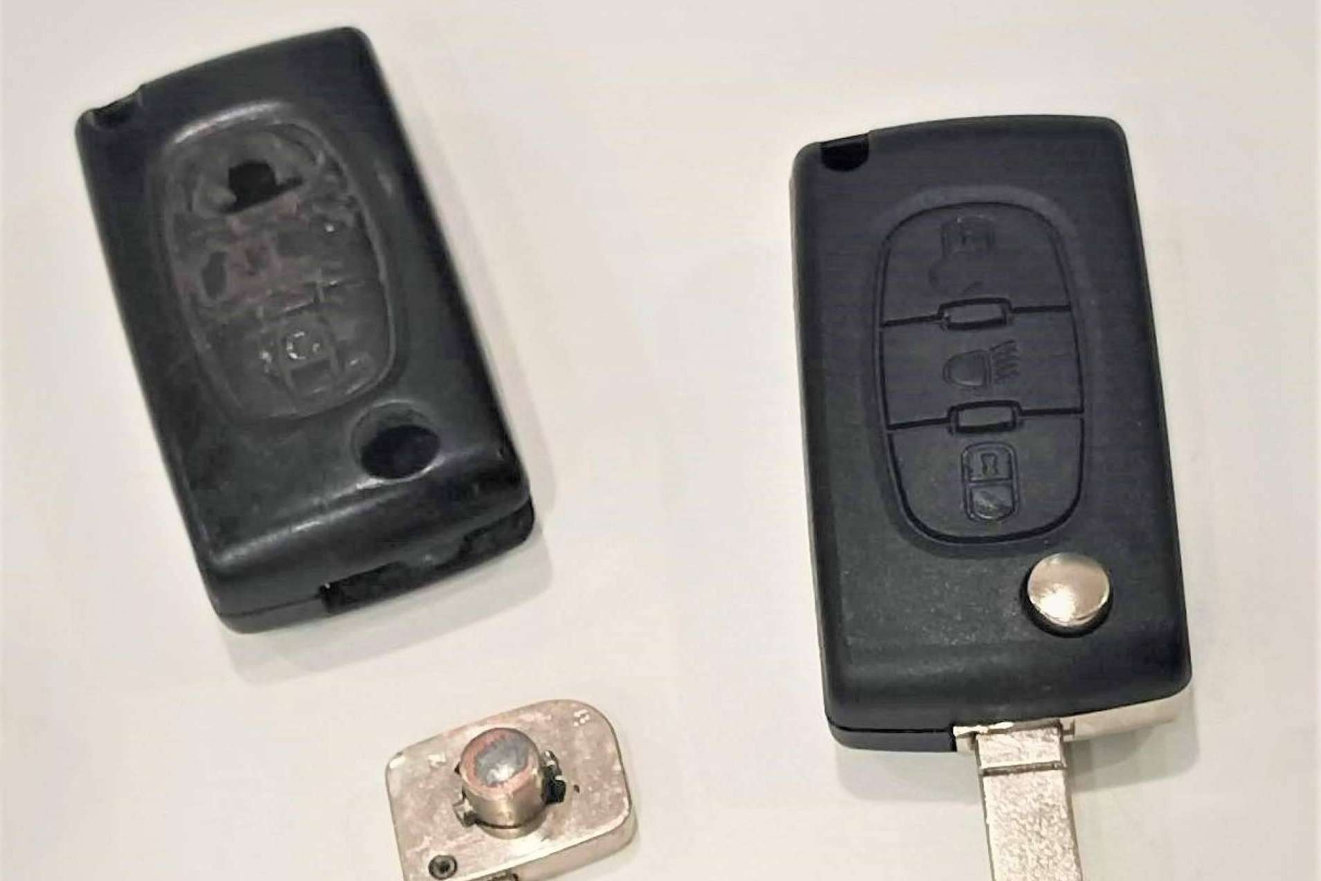 Eginer ofrece en sus servicios la copia de llaves y mandos para moto