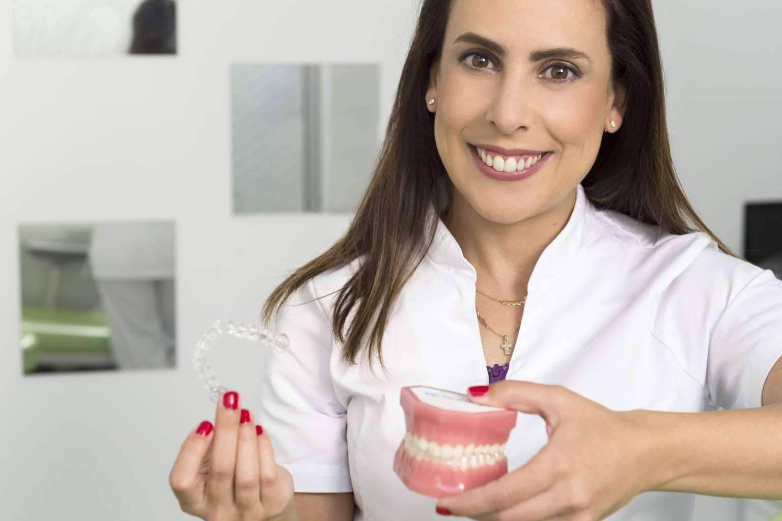 Ortodoncia y ortodoncia invisible para niños y mayores en la Clínica Paula Vidal