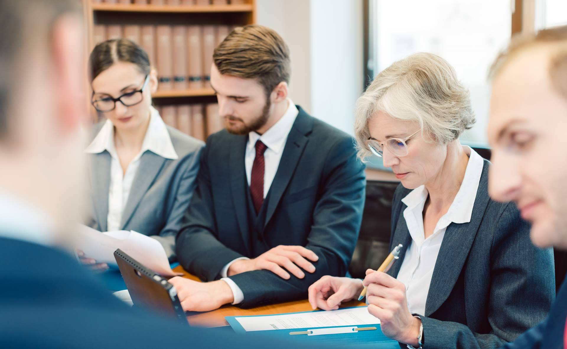 Sello Legal Abogados acerca la problemática de solicitar microcréditos con un TAE por encima del 2.000 %