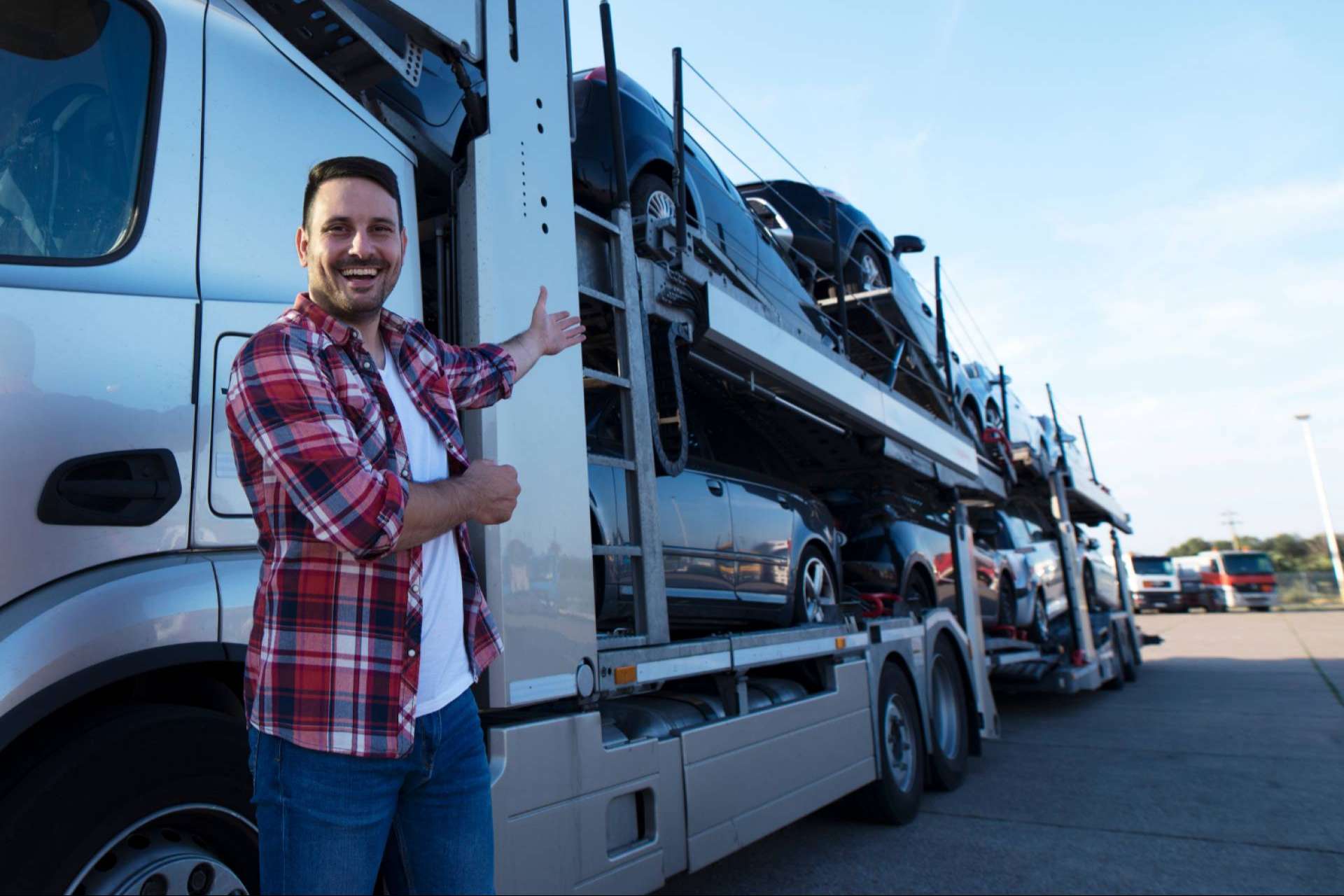 La importancia de contratar empresas de transporte de vehículos, por Transportamos Tu Coche.com