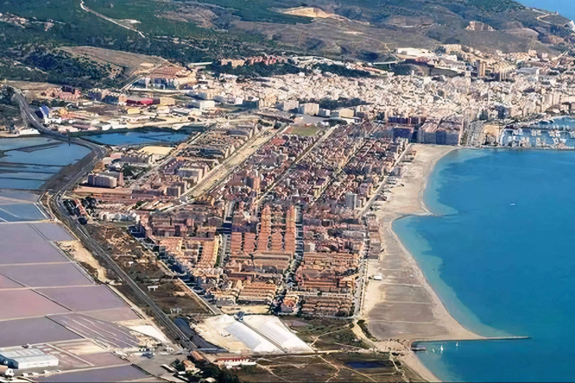 ¿Por qué optar por un sistema de alcantarillado por vacío en urbanizaciones cerca de la playa?, por Flovac