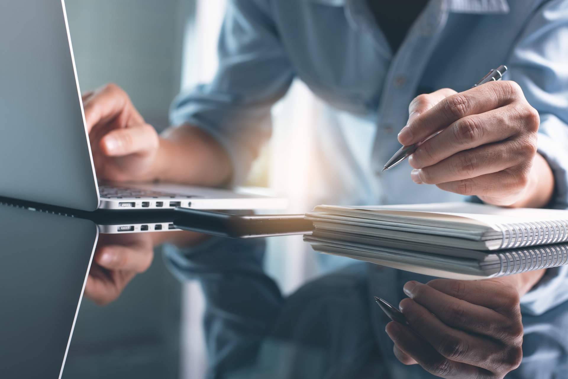 Luis Flores ofrece formaciones sobre cómo utilizar de forma efectiva una herramienta como Google Ads