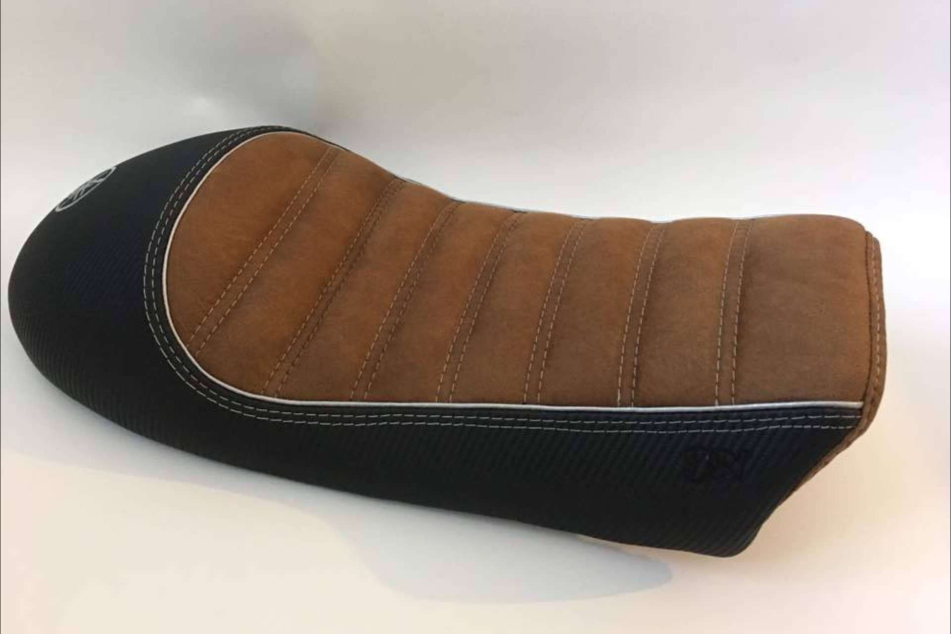 JM-Fundas ofrece asientos confort para motos