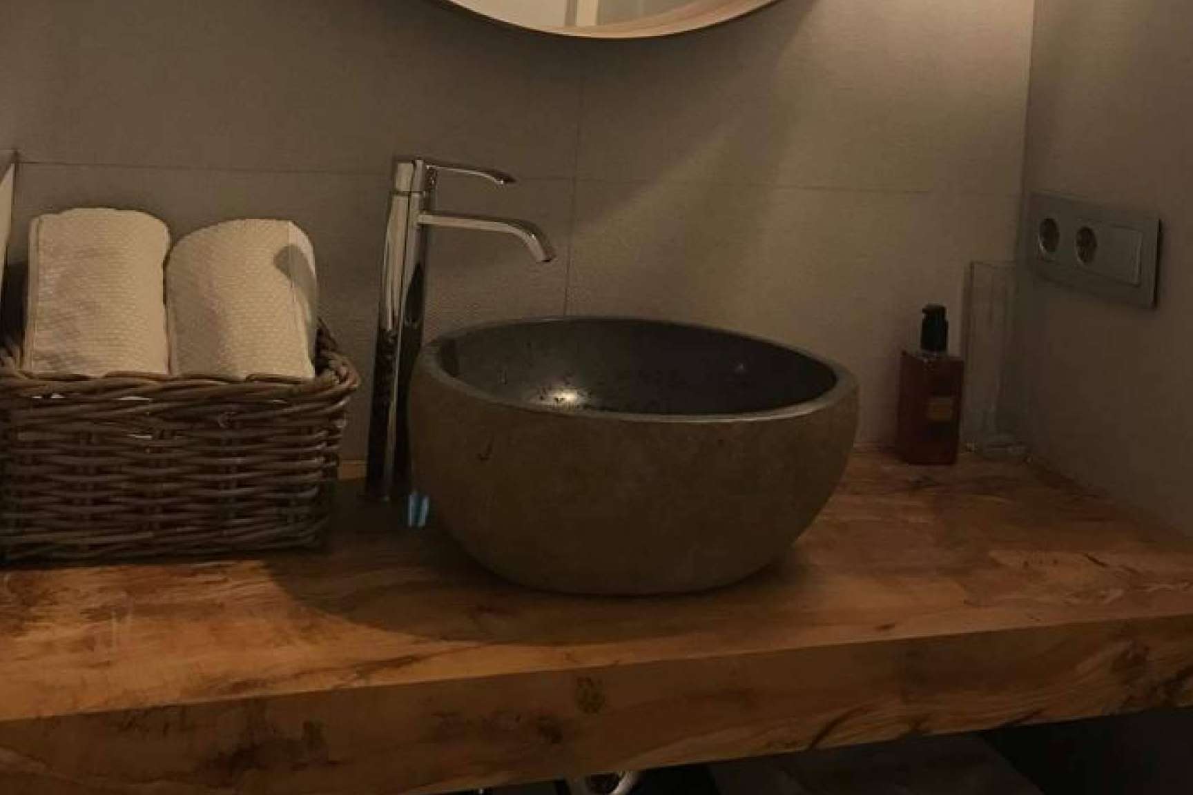 Las encimeras con madera resistente y sostenible de la tienda Encimeras de Olivo