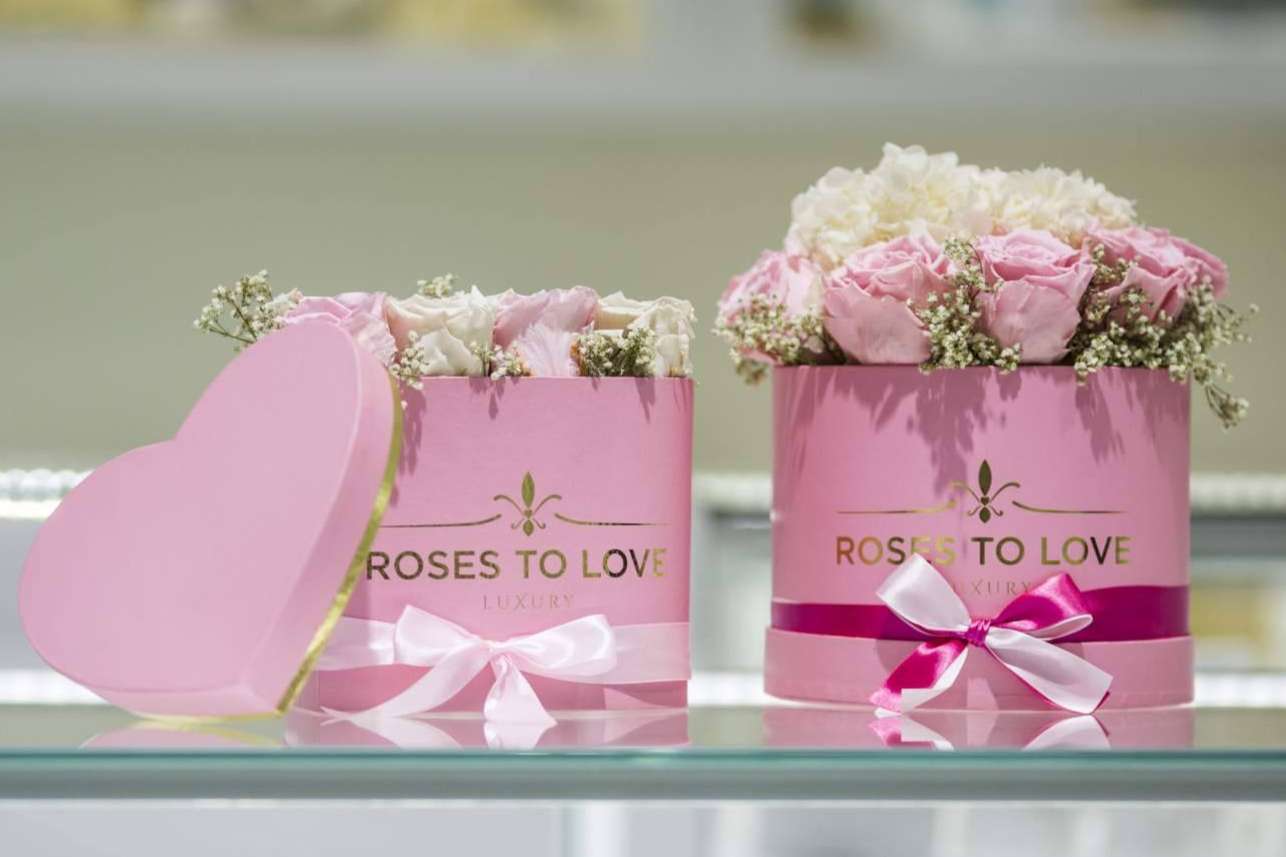 ROSES TO LOVE dispone de rosas preservadas para decorar eventos, comuniones y bodas