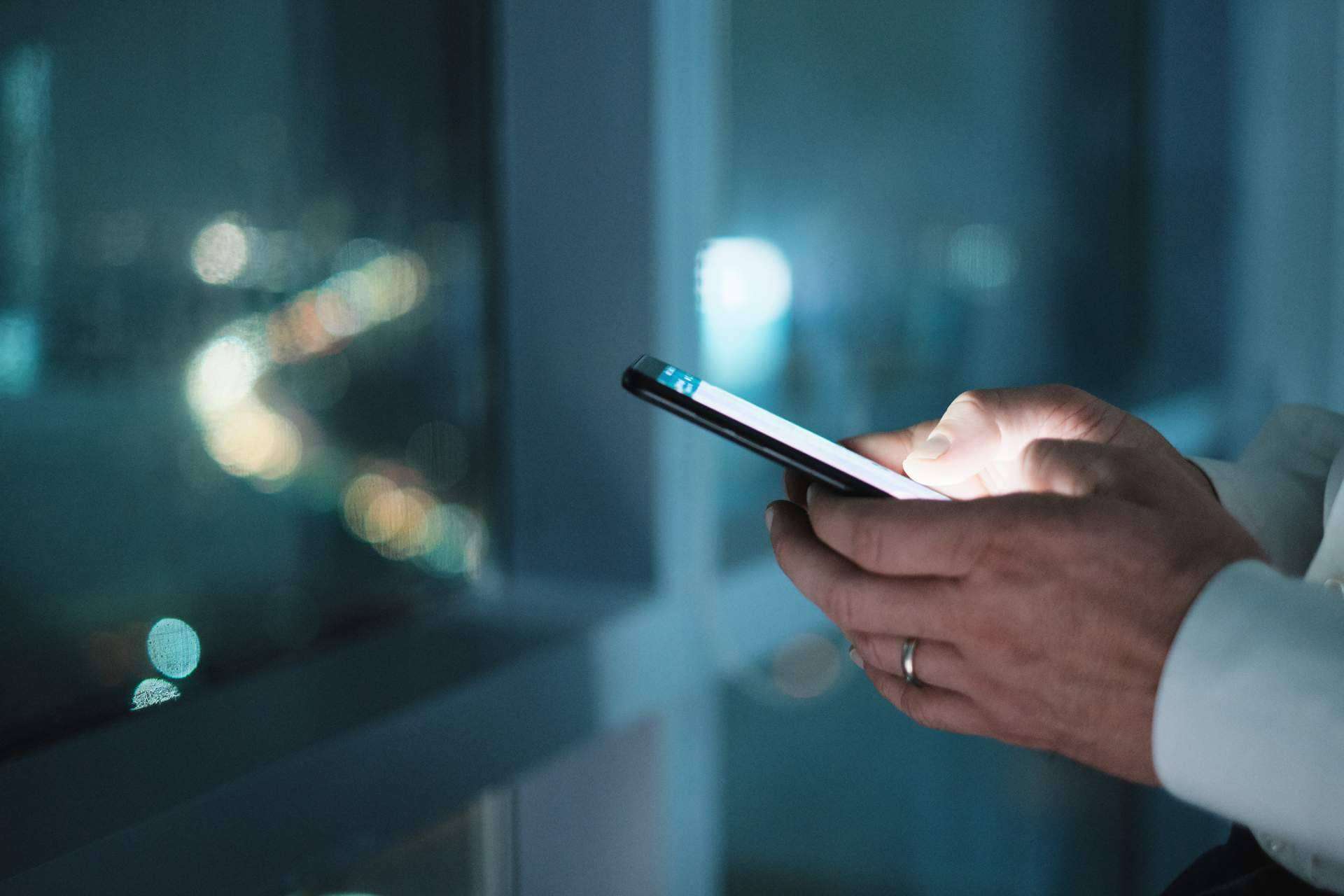 Perito Legal presenta la función de un perito informático WhastApp