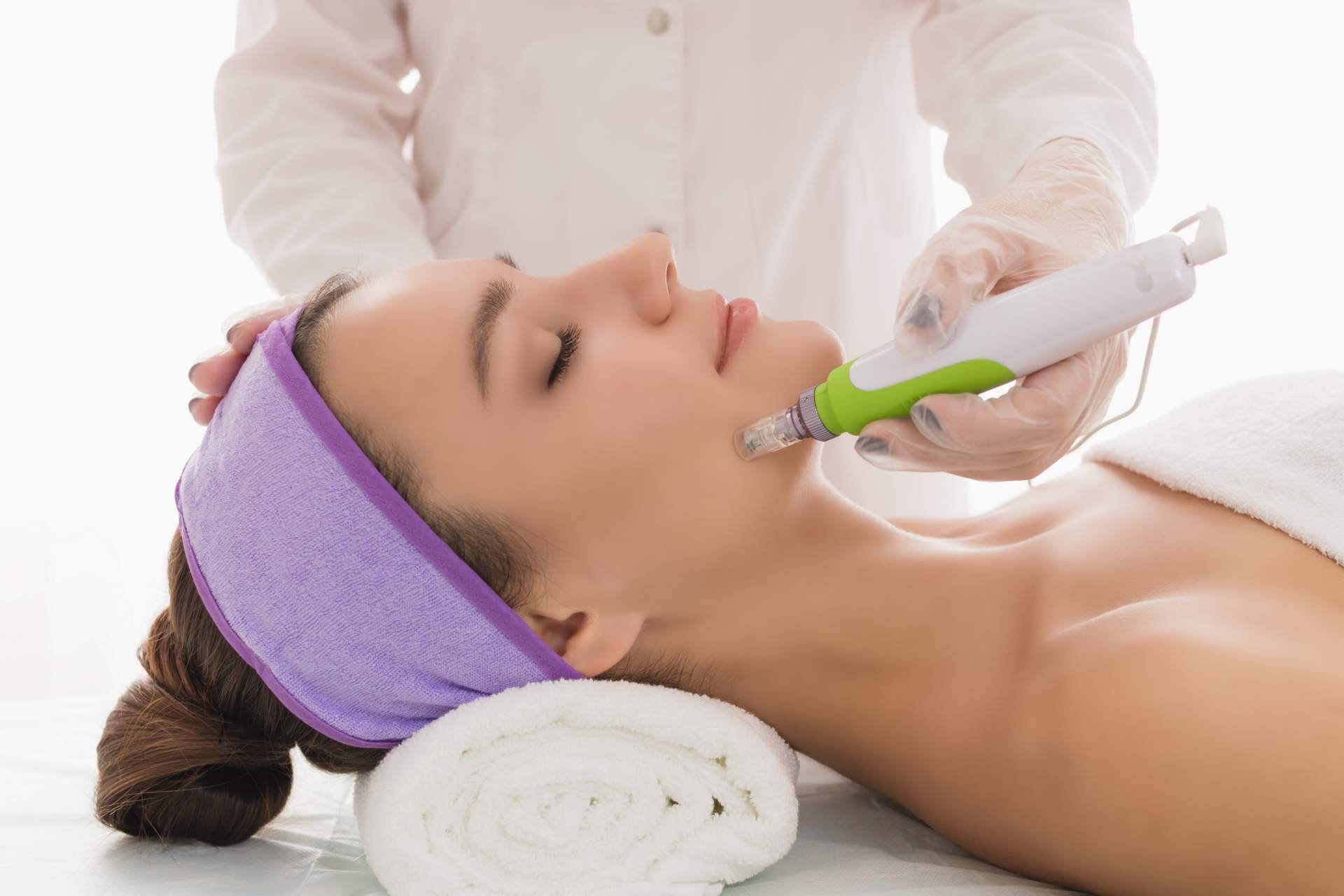 La mesoterapia en Clínica Tarrazo para el rejuvenecimiento de cuello