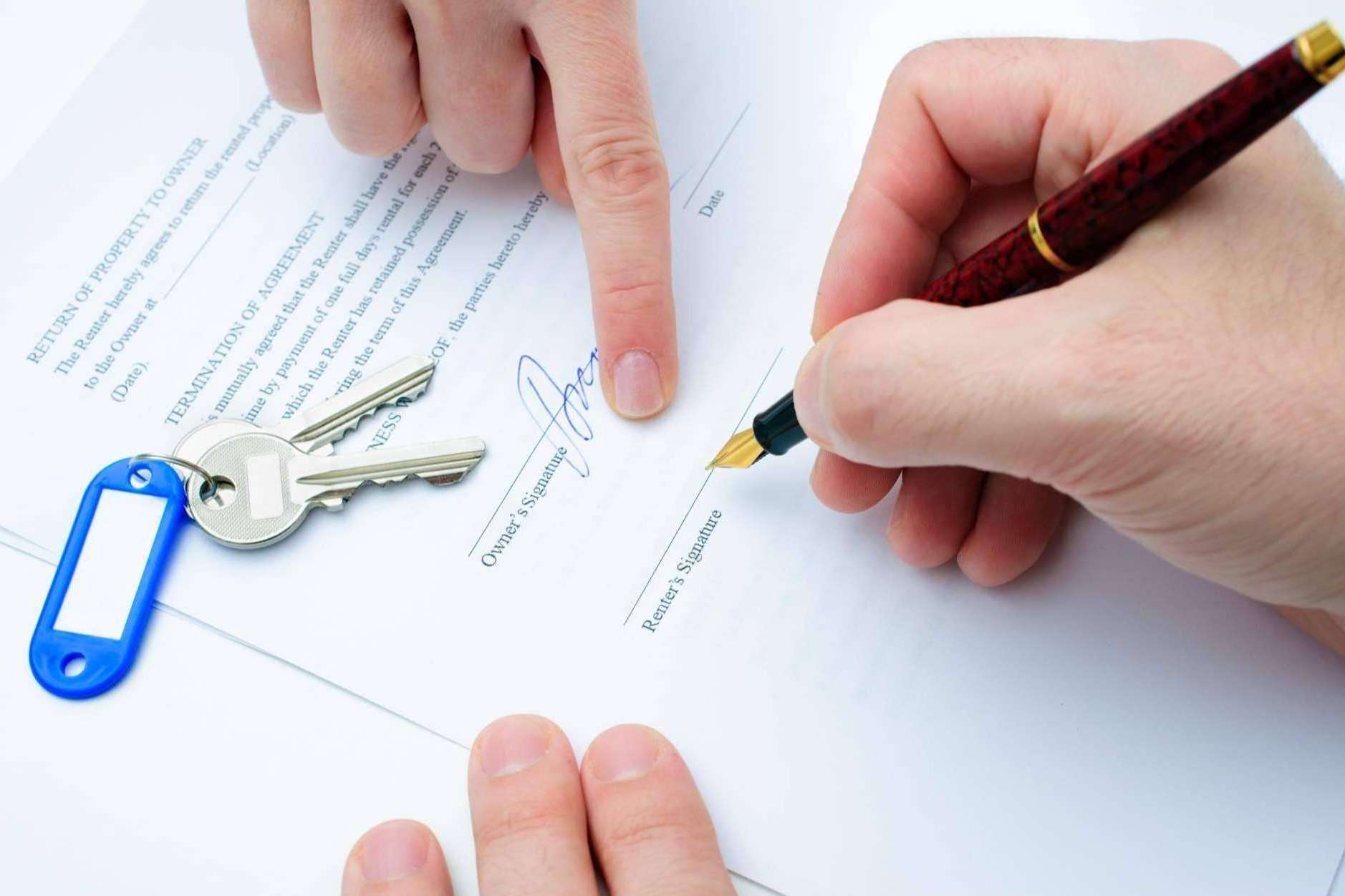 Asesoría en contratos de ejecución de obra según la Ley de Propiedad Horizontal, de la mano de Bazán Abogados