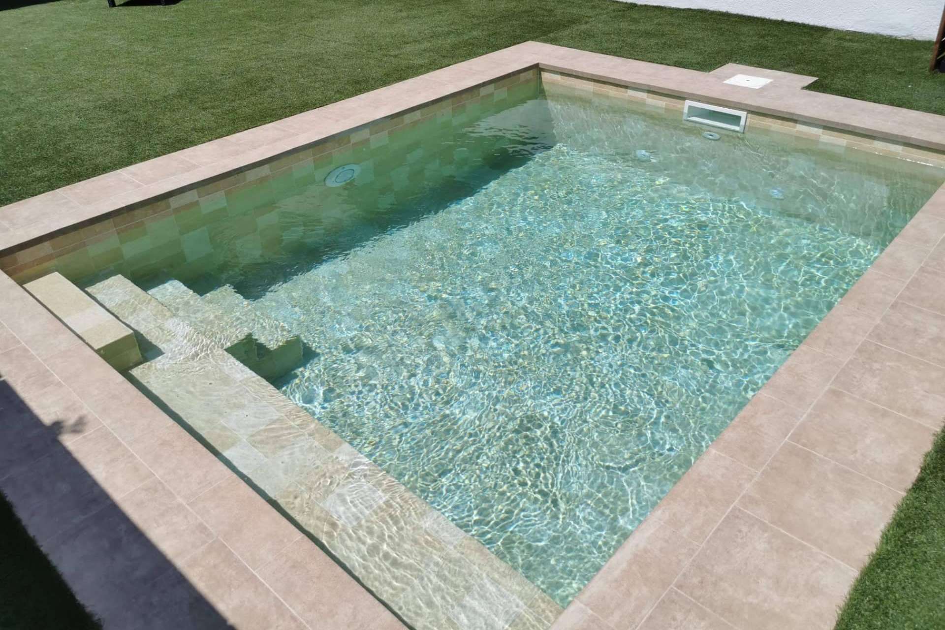 Nuevas tendencias en piscinas 2022 de la mano de Esencial Pool