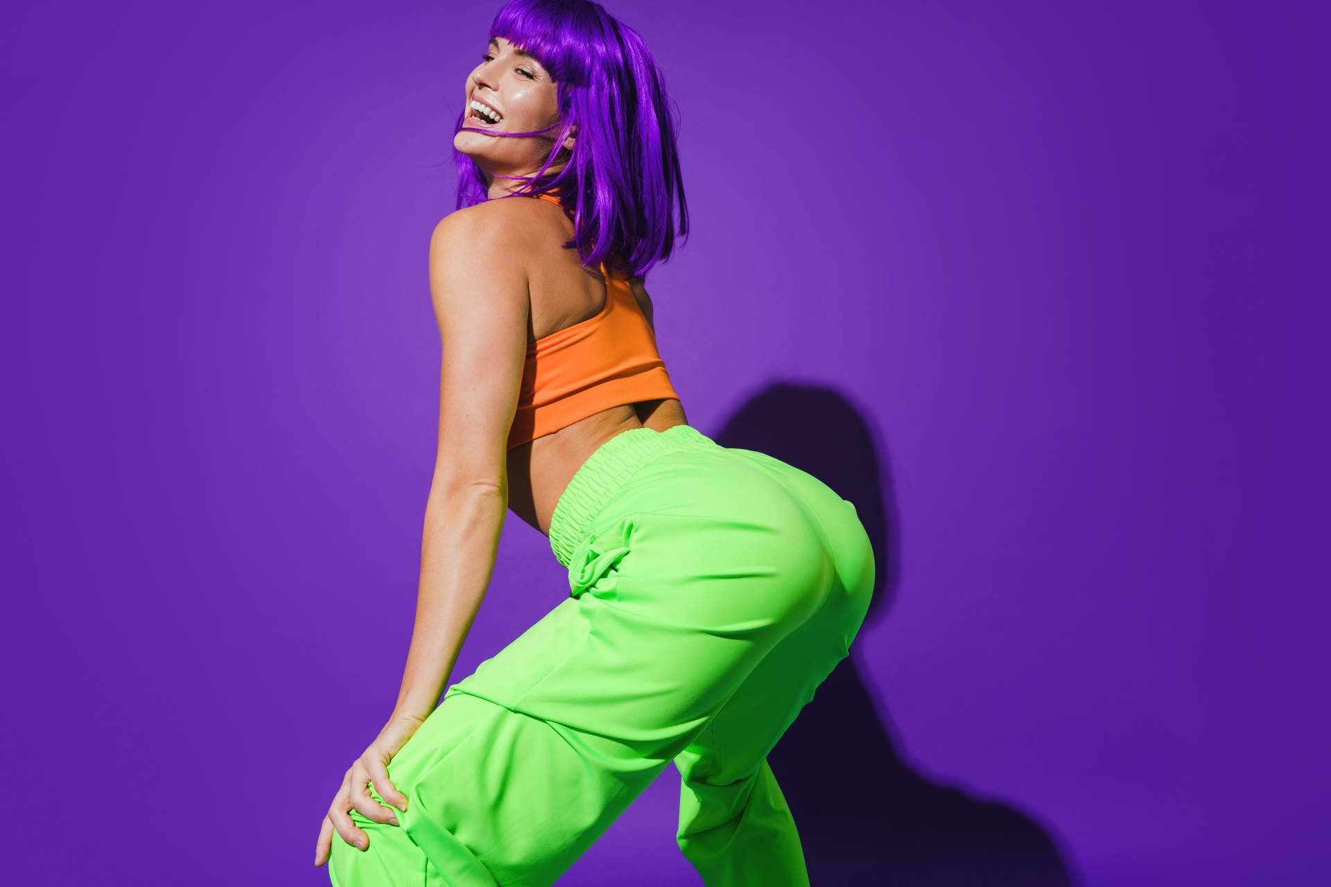 Aprender los movimientos básicos de twerking desde casa