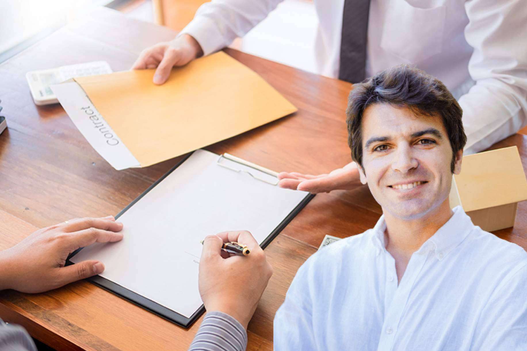 Comprar una vivienda con deudas, de la mano de Amigo Inversor
