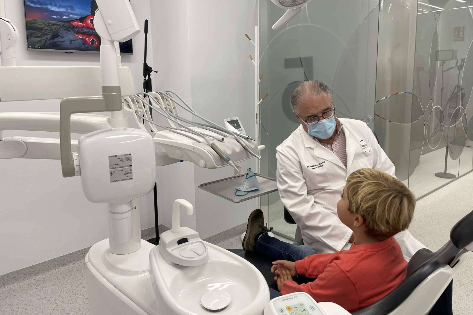 Encontrar una clínica experta en ortodoncia, cirugía maxilofacial y estética dental en Clínica Ibaseta